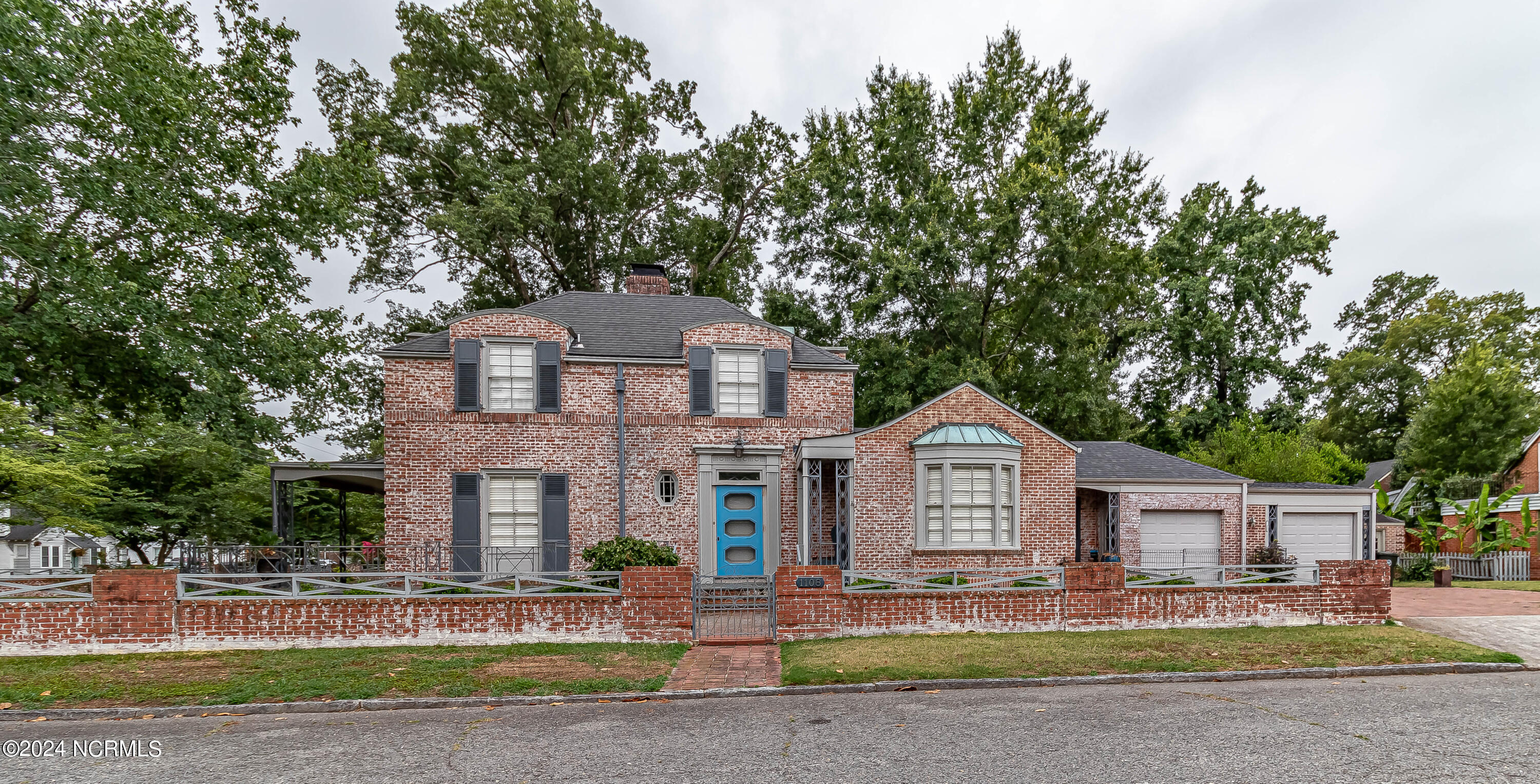 1108 E Pine Street Property Photo 77