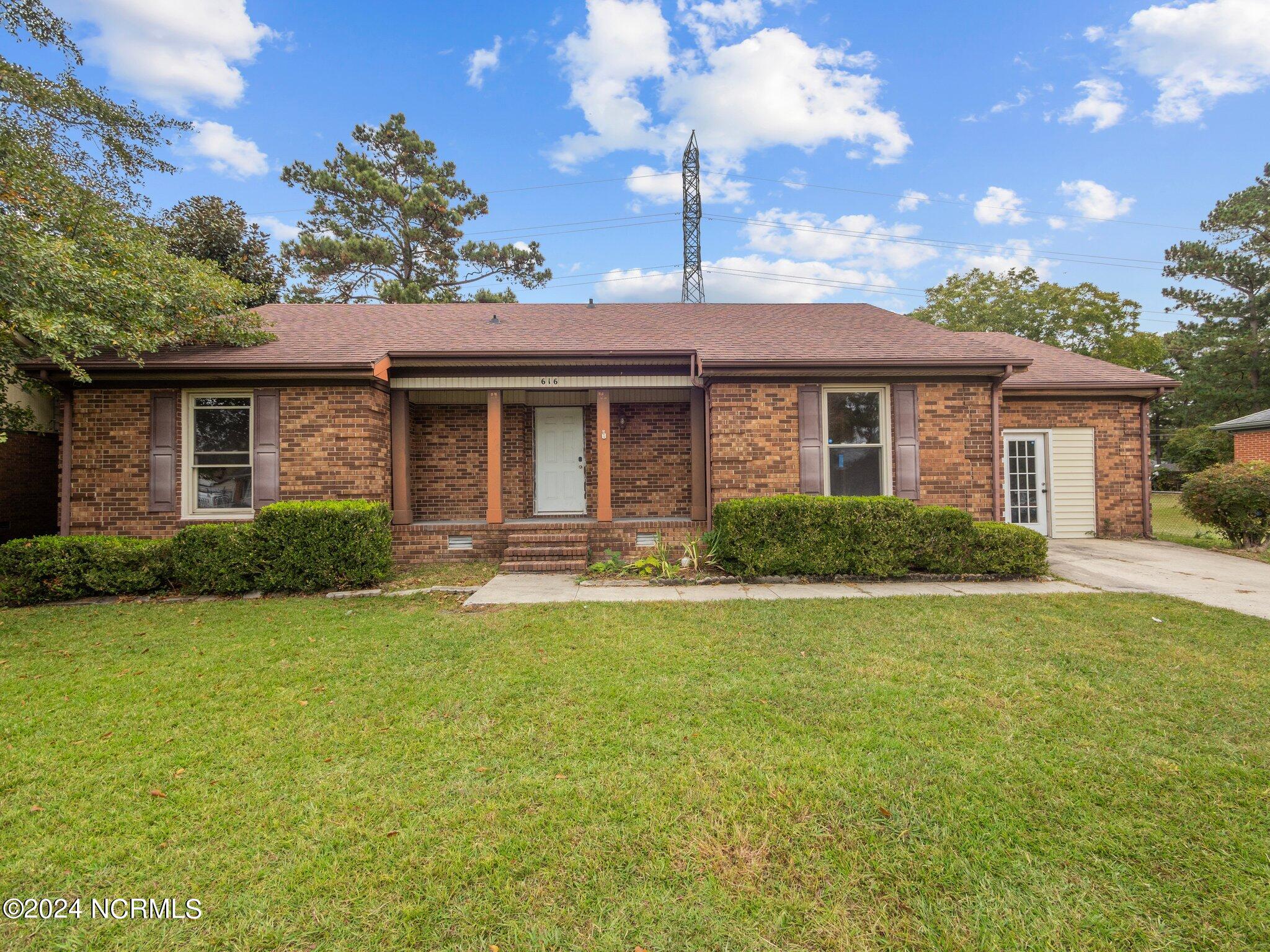 616 Winchester Road Property Photo