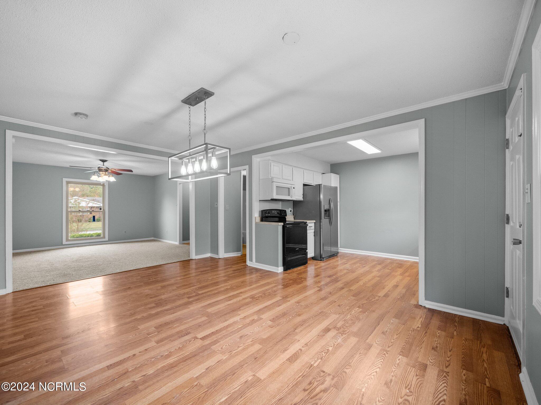616 Winchester Road Property Photo 9