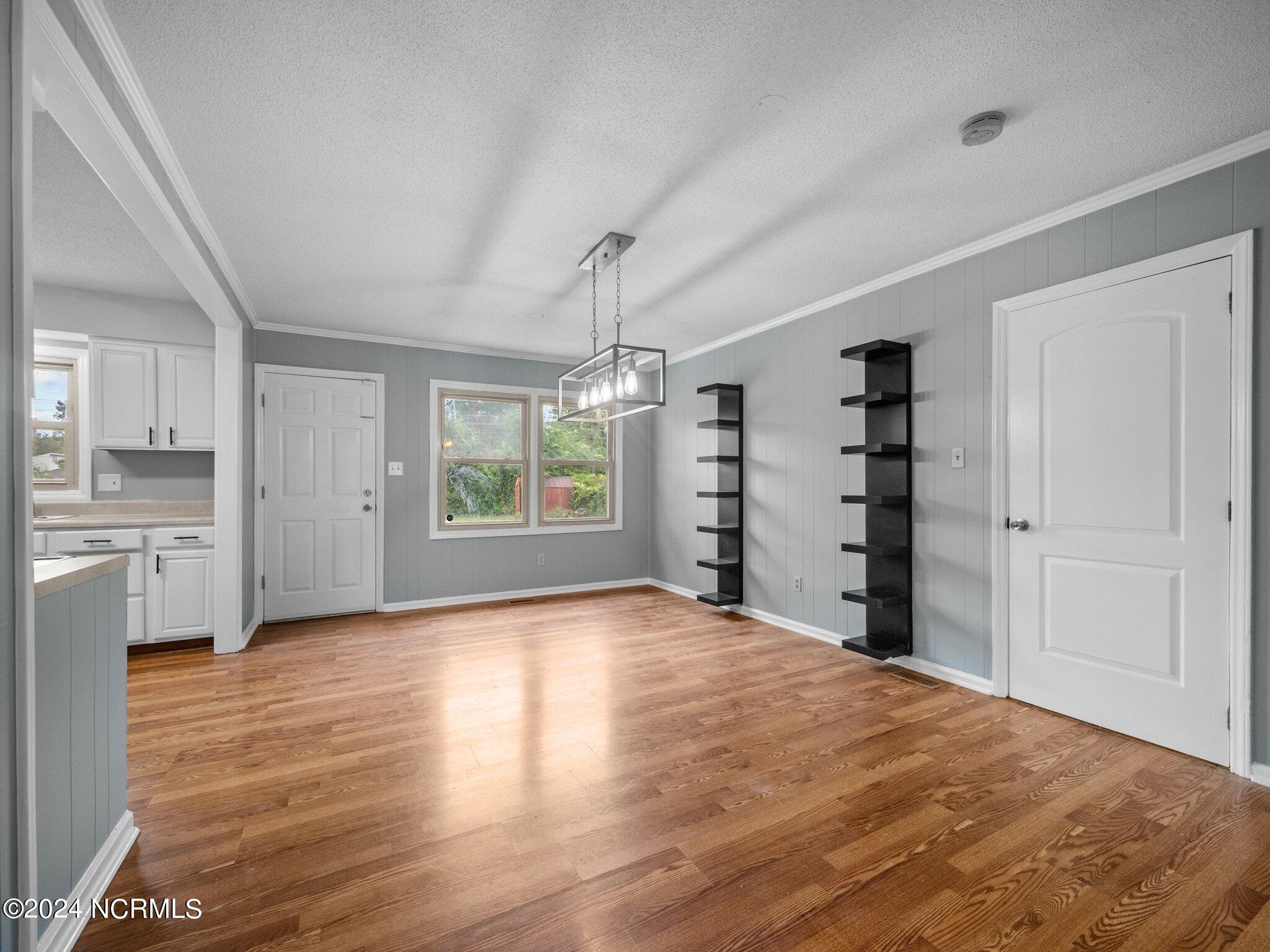 616 Winchester Road Property Photo 11