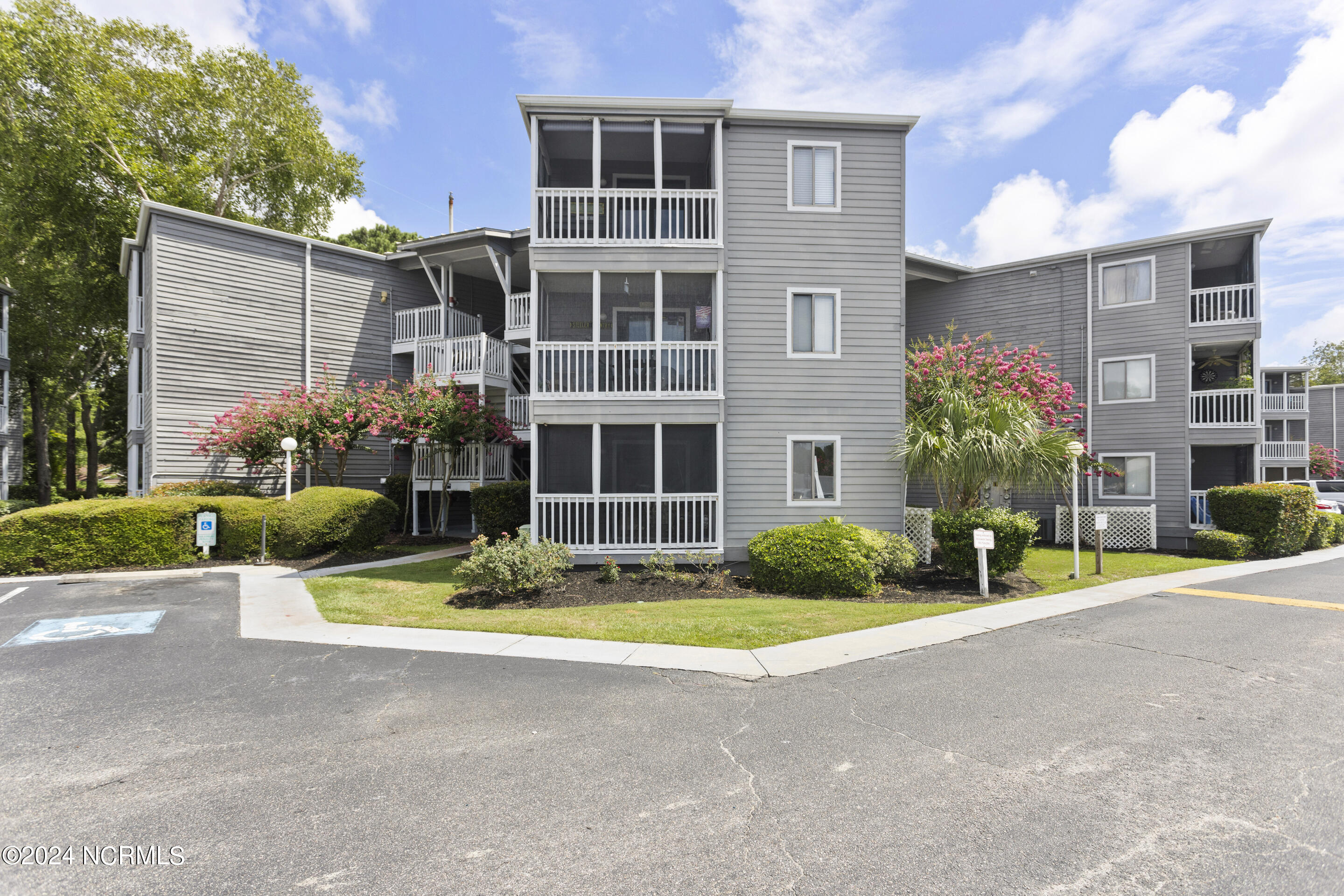 10170 Beach Drive 3-107 Property Photo 1
