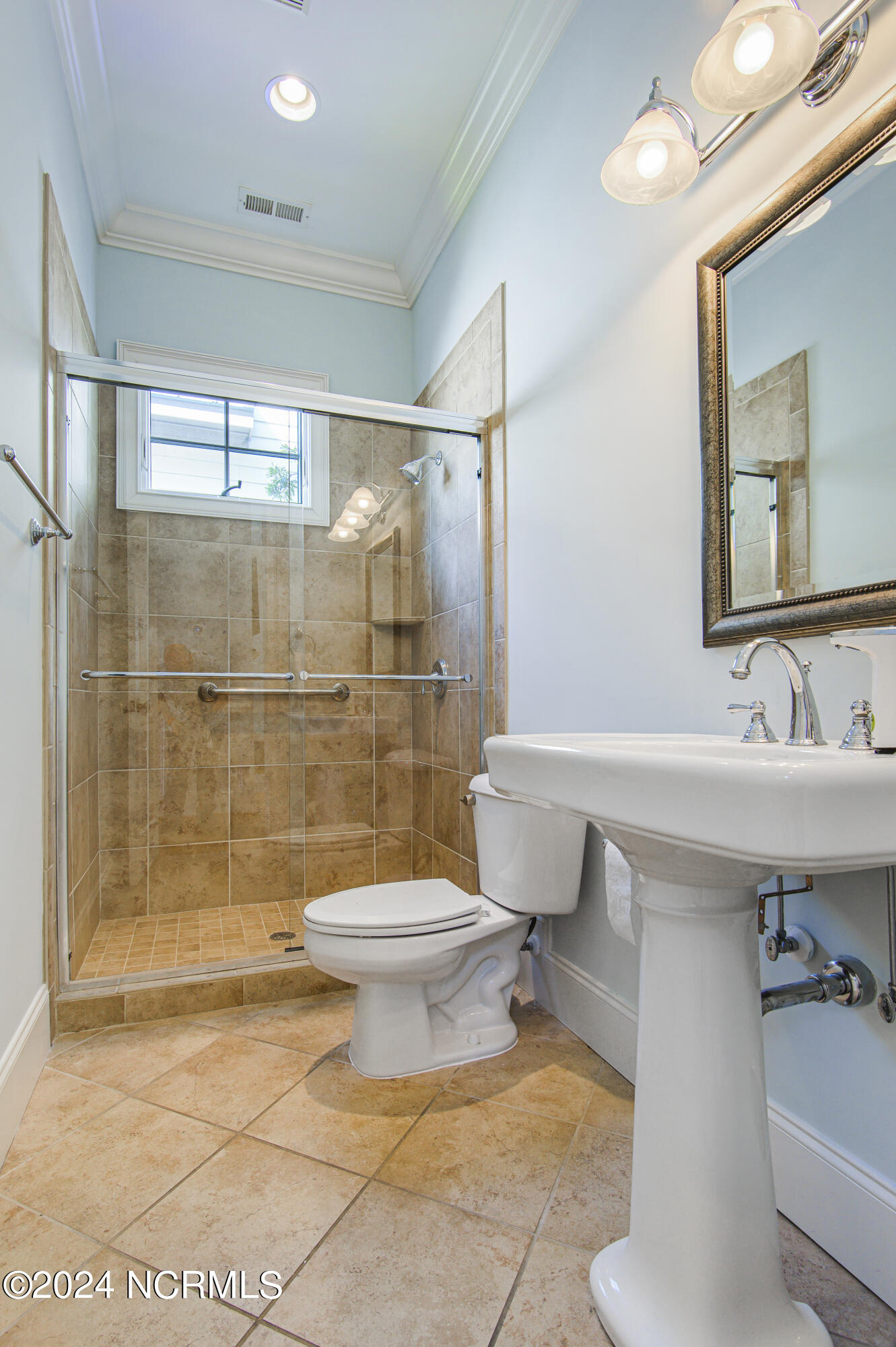 6213 Chalfont Circle Property Photo 9