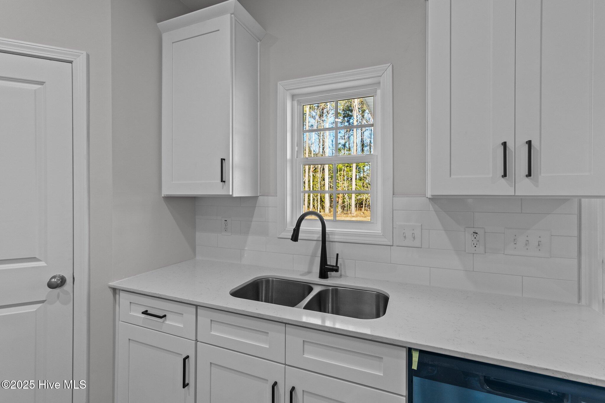 1000 Tawney Trace Property Photo 14