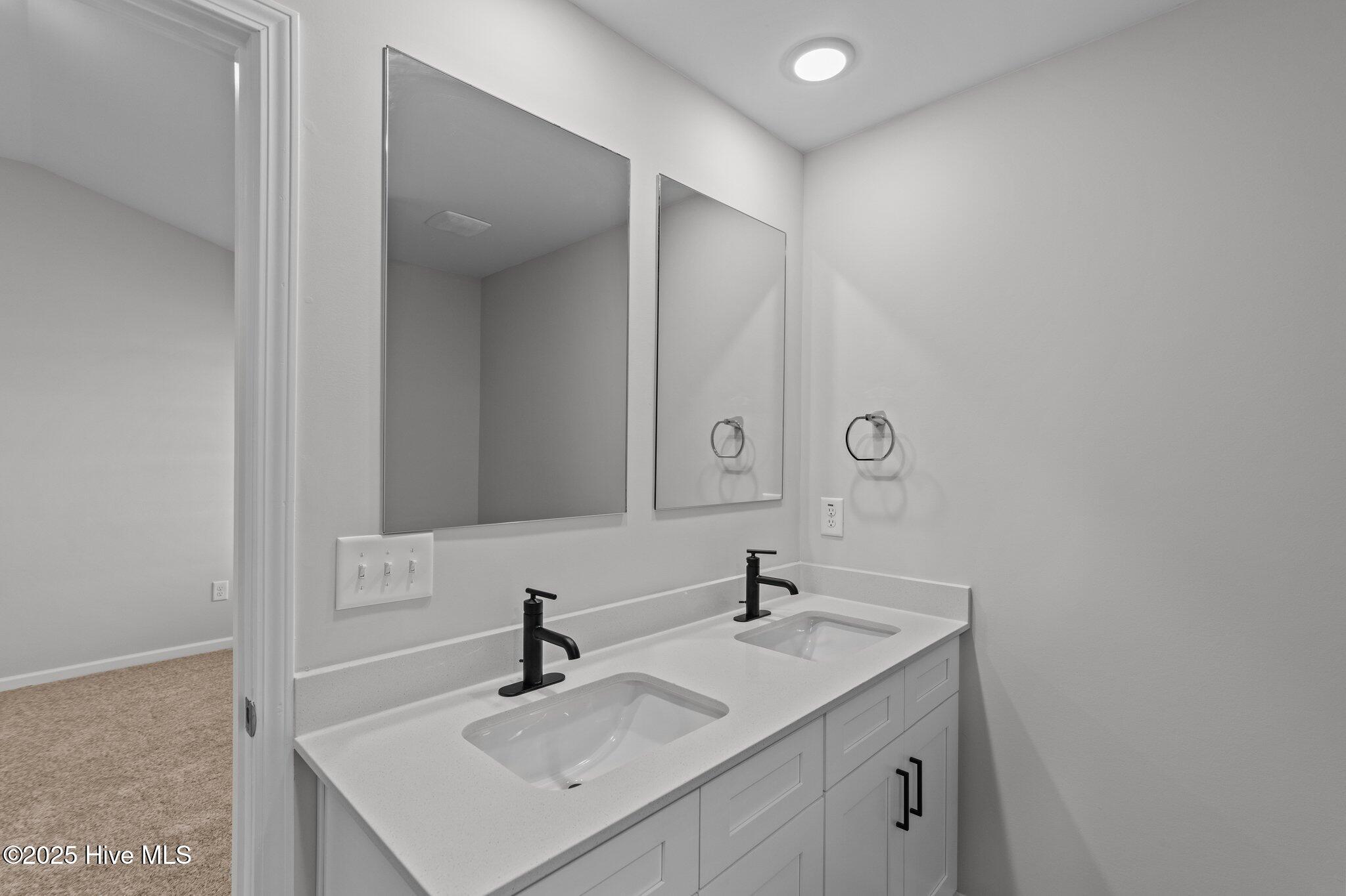 1000 Tawney Trace Property Photo 24
