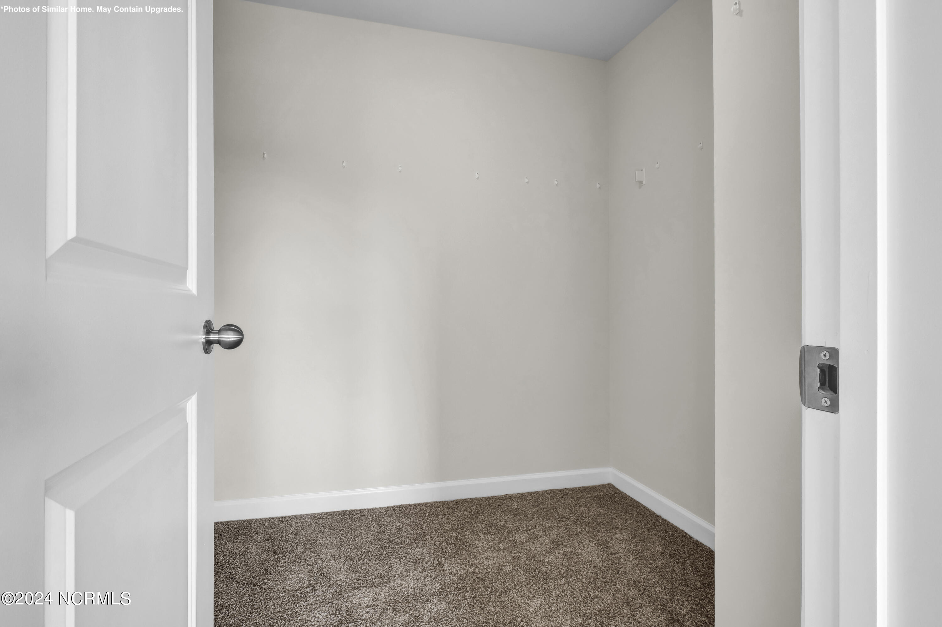 903 Shields Place Property Photo 7