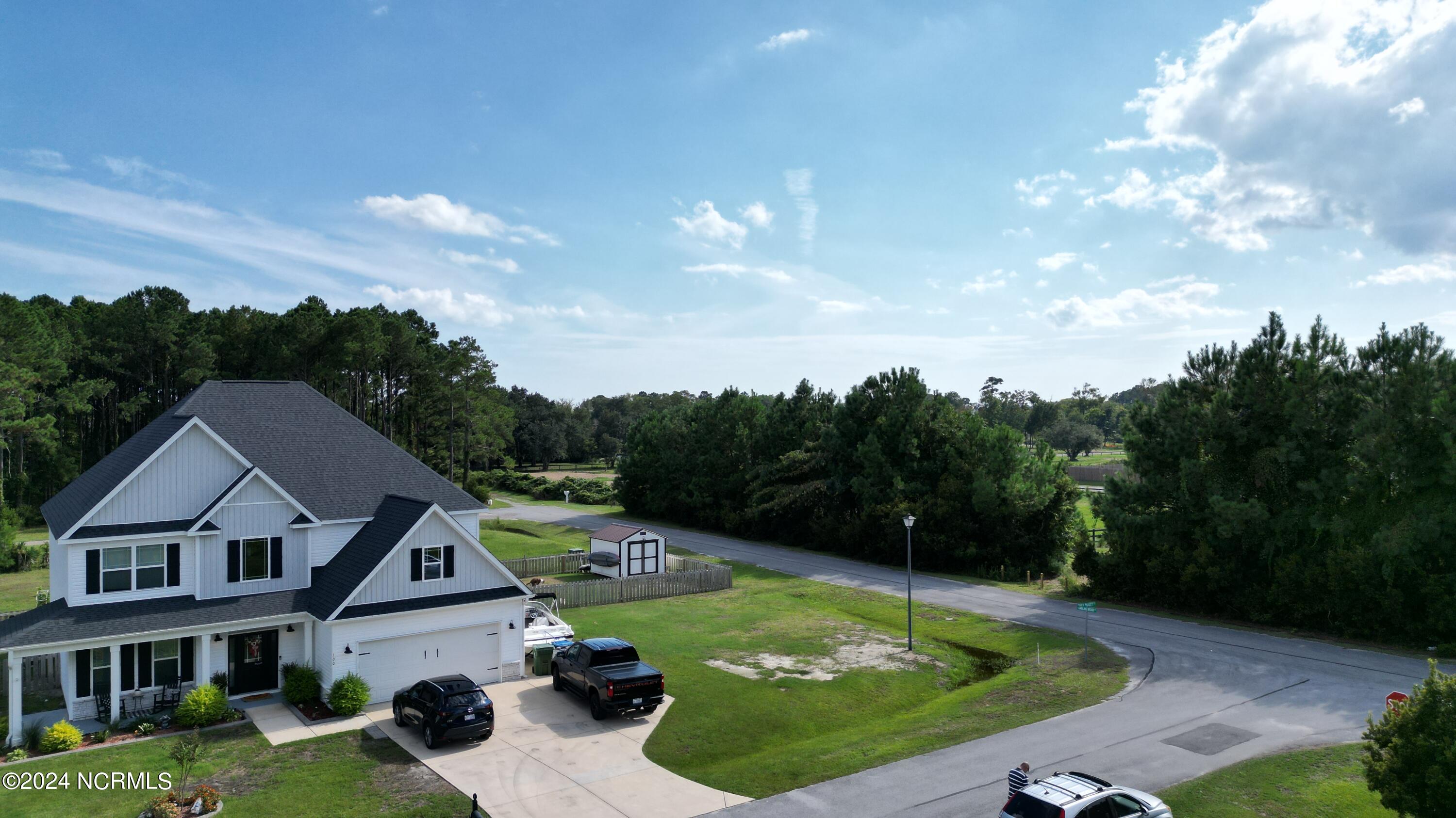 251 Tumbling Brook Lane Property Photo 20