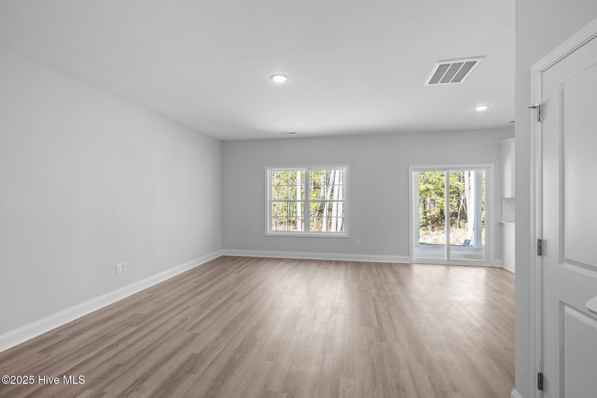 1002 Tawney Trace Property Photo 8