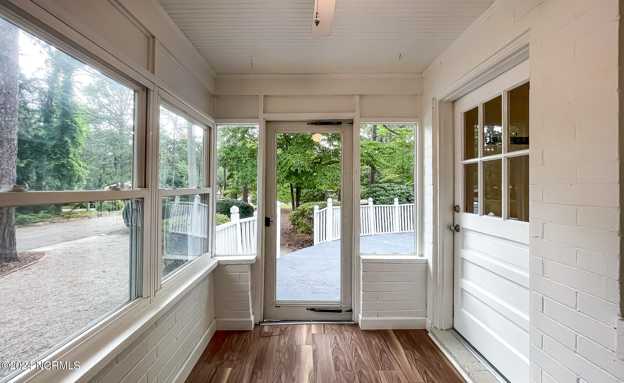 280 W Delaware Avenue Property Photo 8