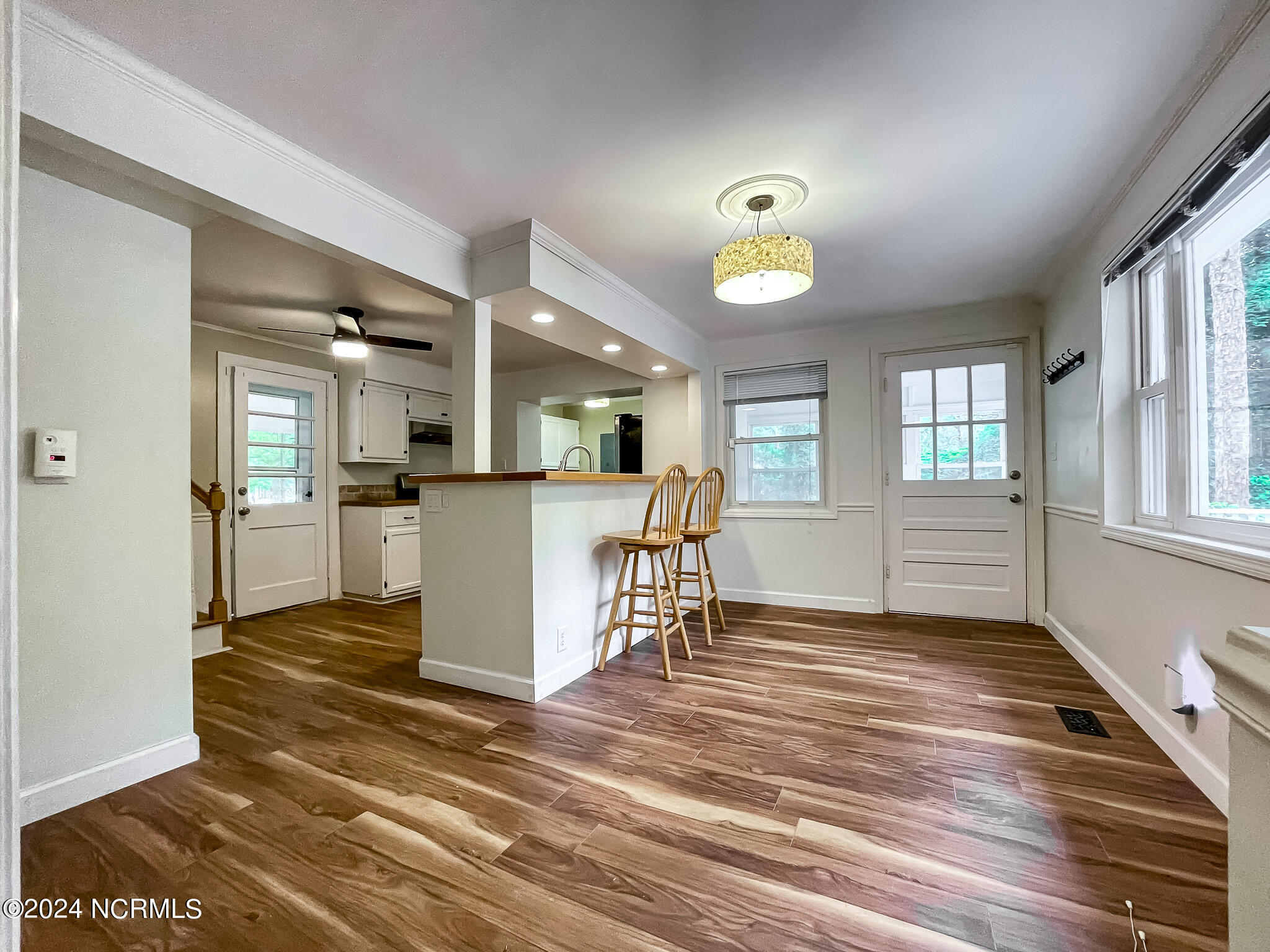 280 W Delaware Avenue Property Photo 12