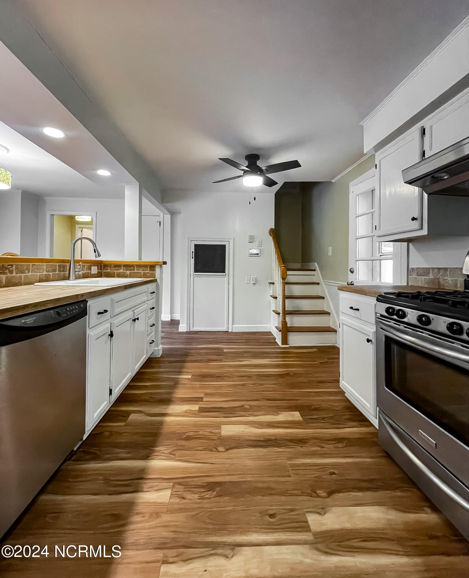 280 W Delaware Avenue Property Photo 19