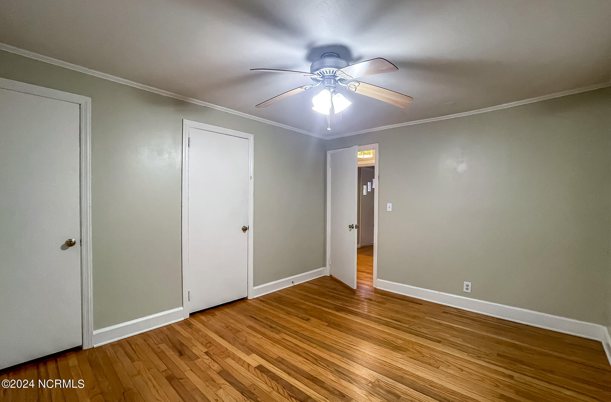 280 W Delaware Avenue Property Photo 24