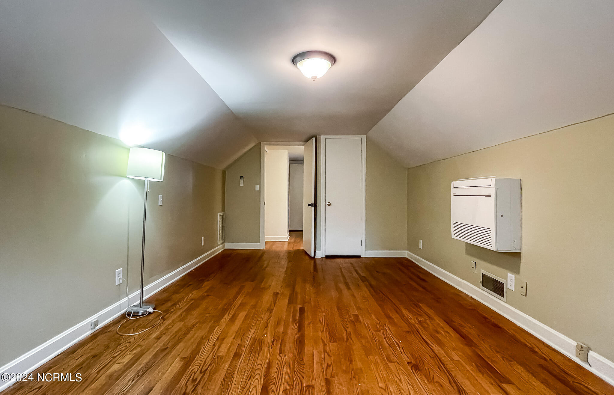 280 W Delaware Avenue Property Photo 35