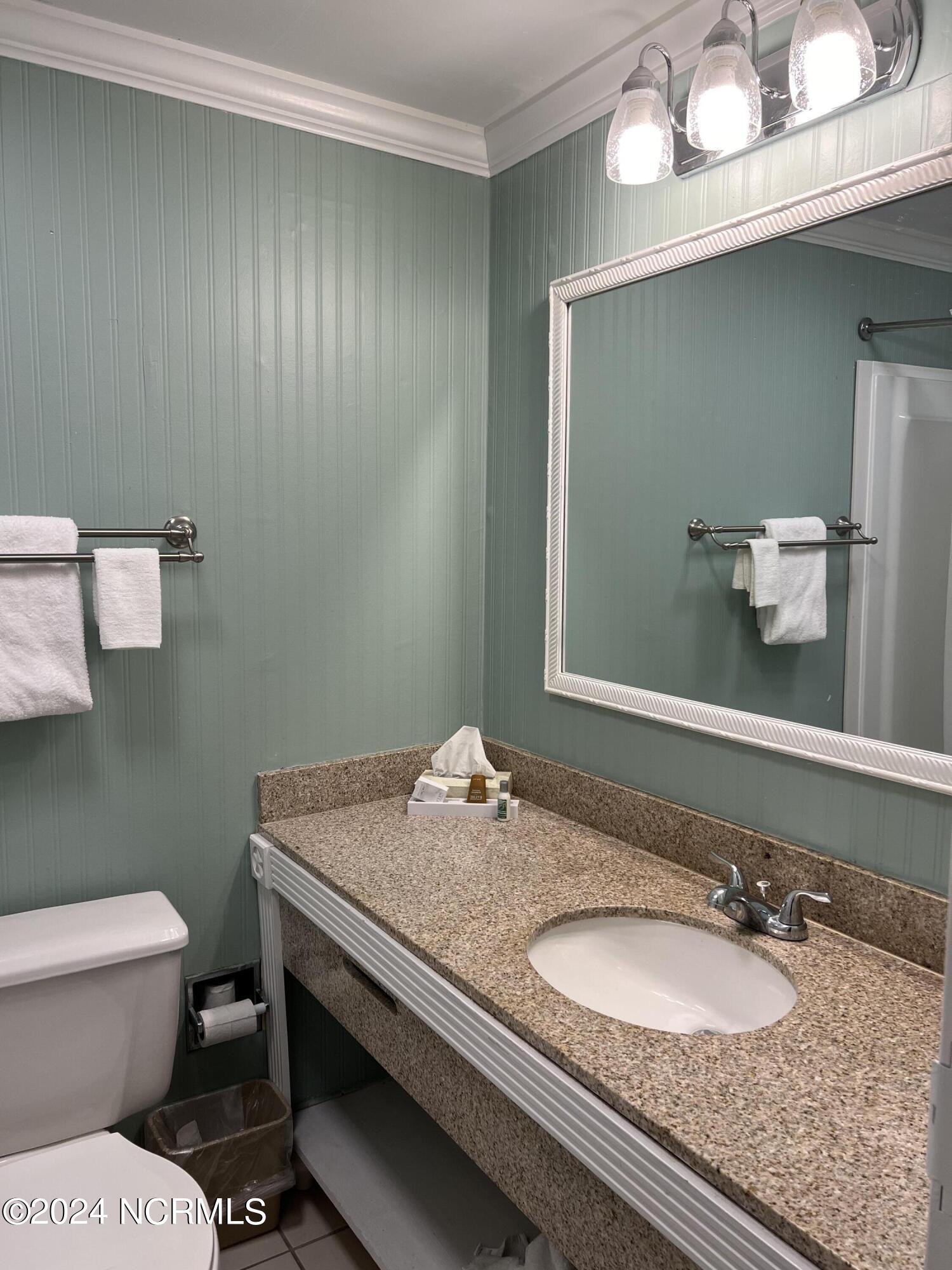 602 W Ft Macon Road 219 Property Photo 15