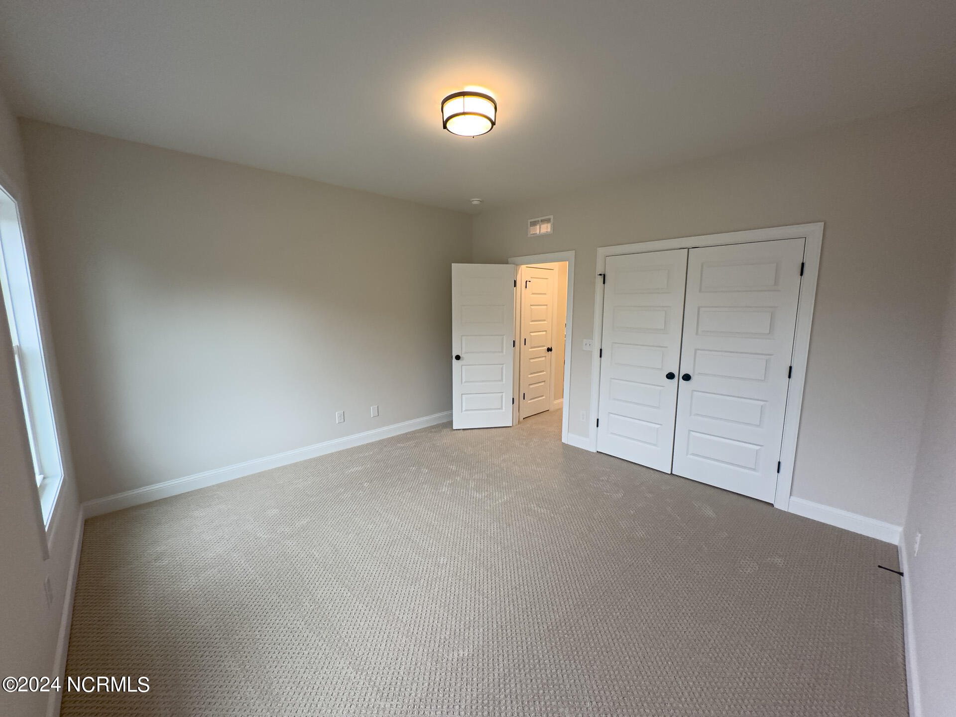 122 Spoonbill Lane Property Photo 11
