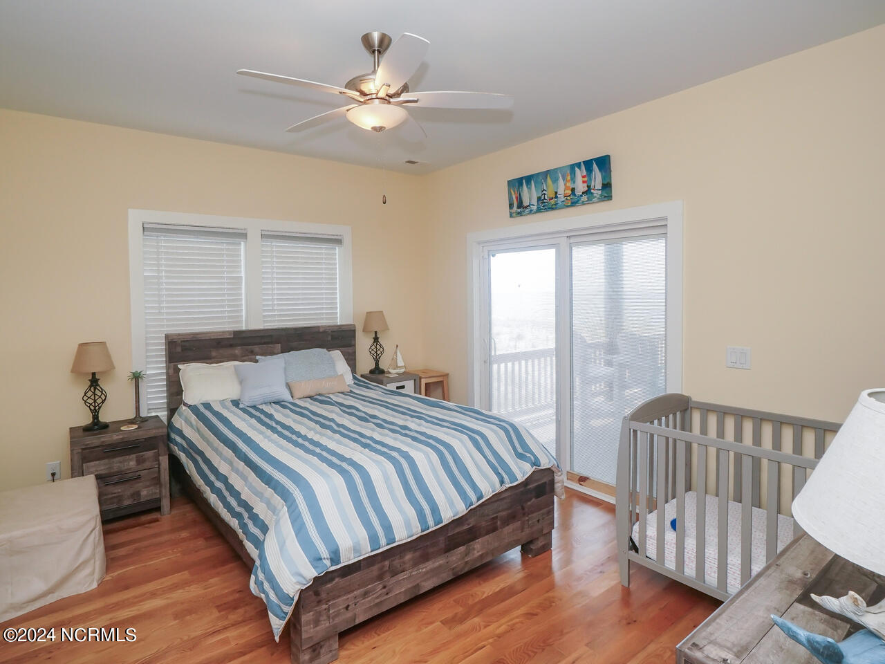 4619 E Beach Drive Property Photo 9