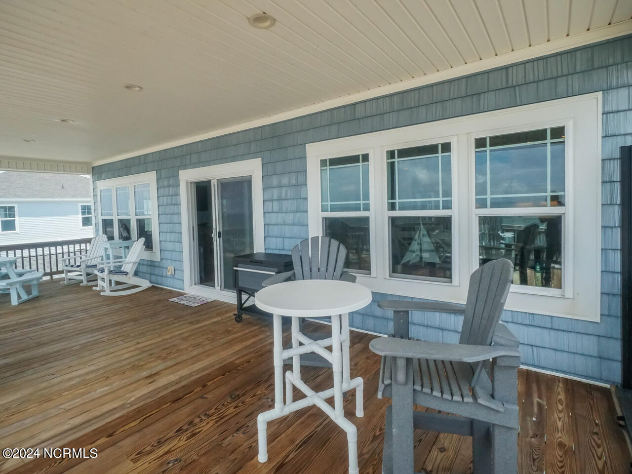 4619 E Beach Drive Property Photo 35