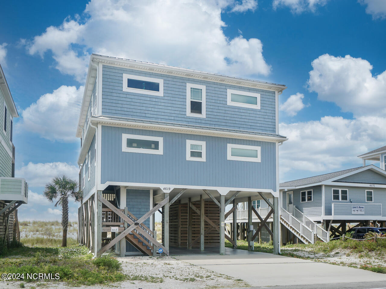 4619 E Beach Drive Property Photo 44