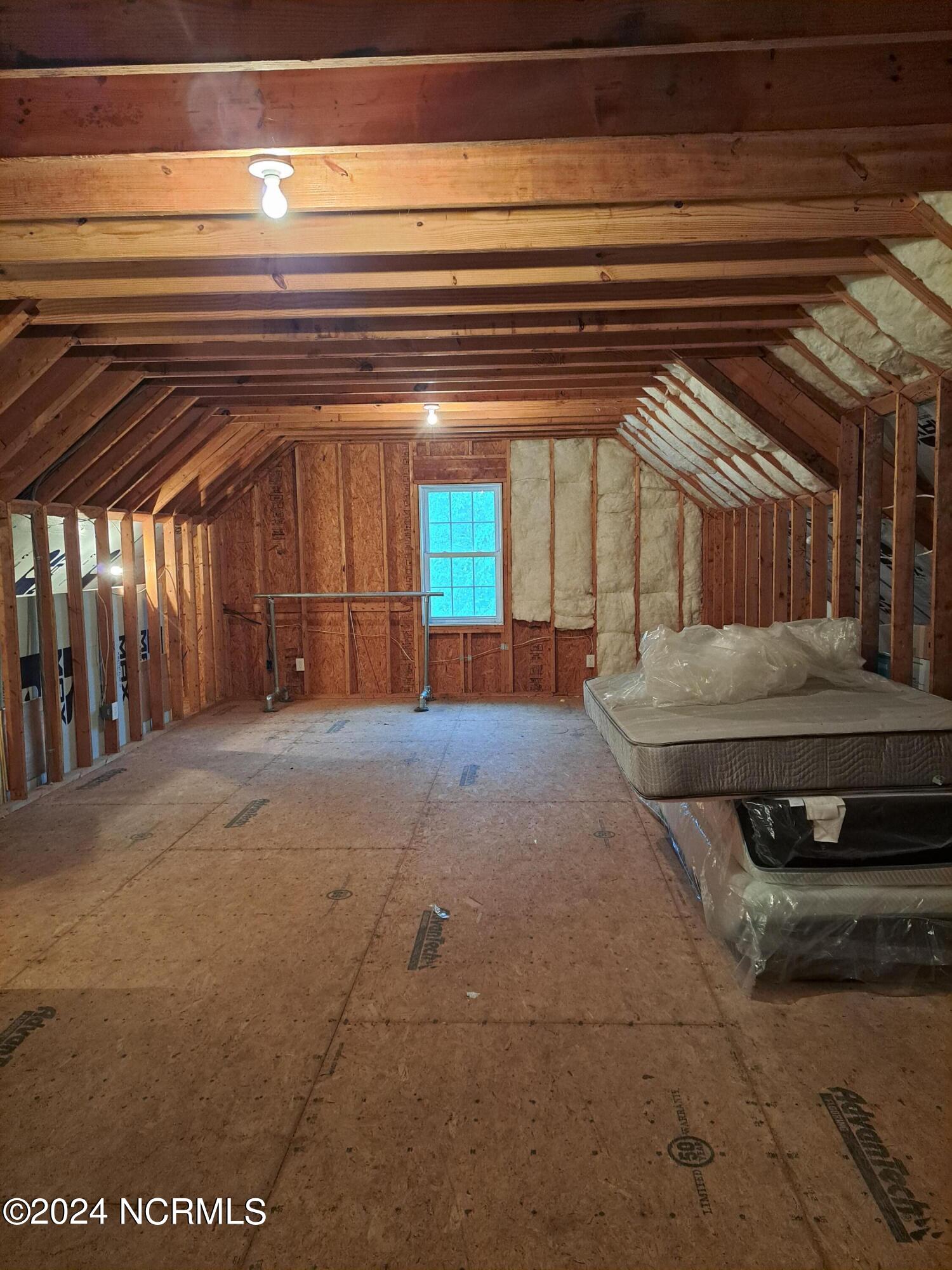 142 Timberlake Drive Property Photo 21