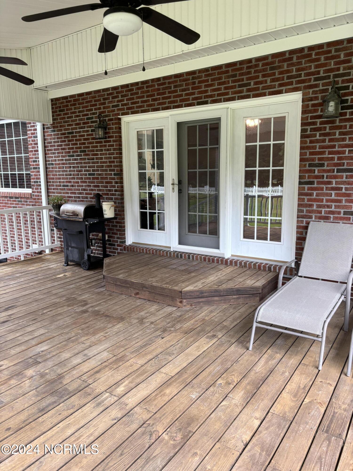 142 Timberlake Drive Property Photo 23