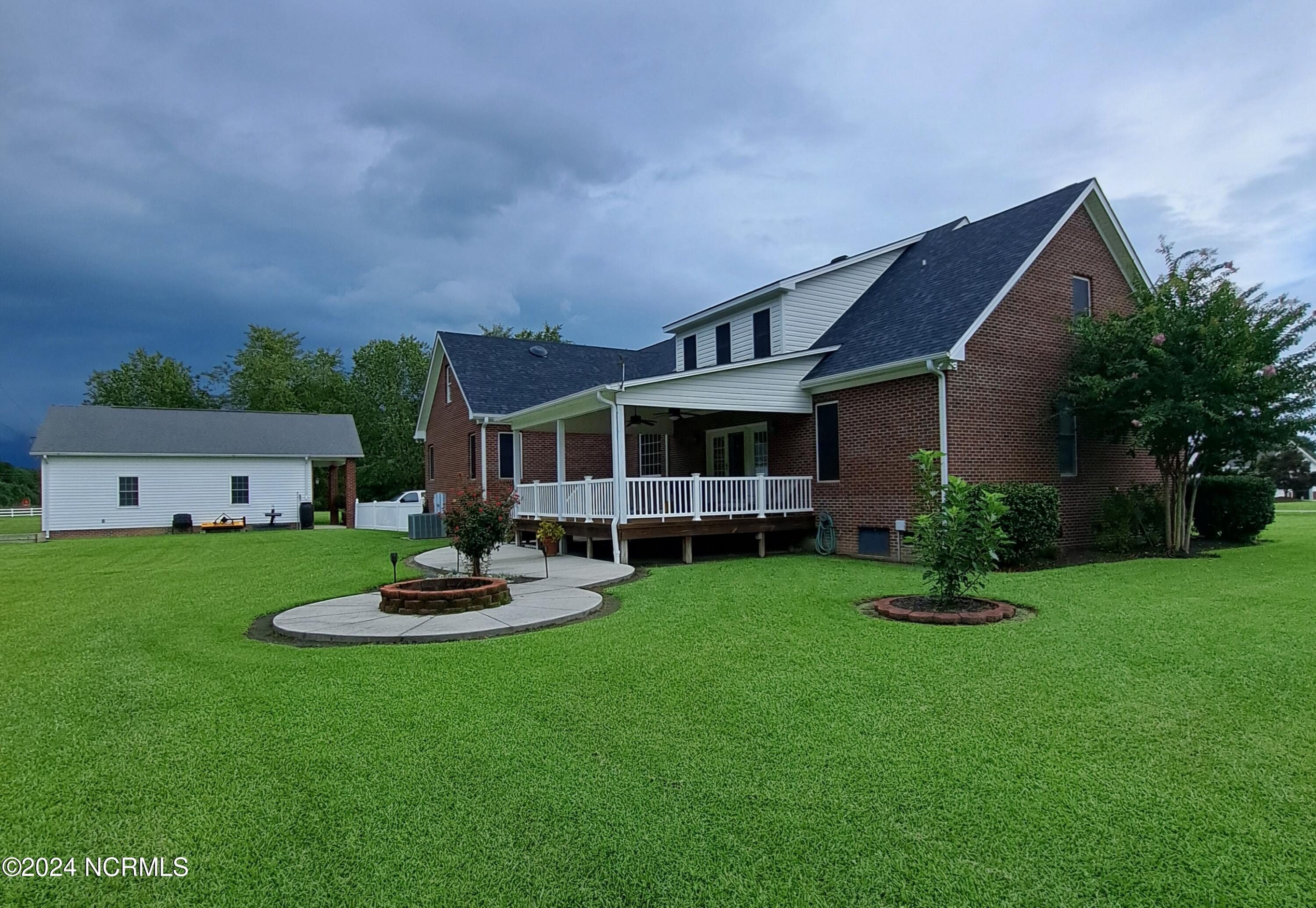 142 Timberlake Drive Property Photo 25