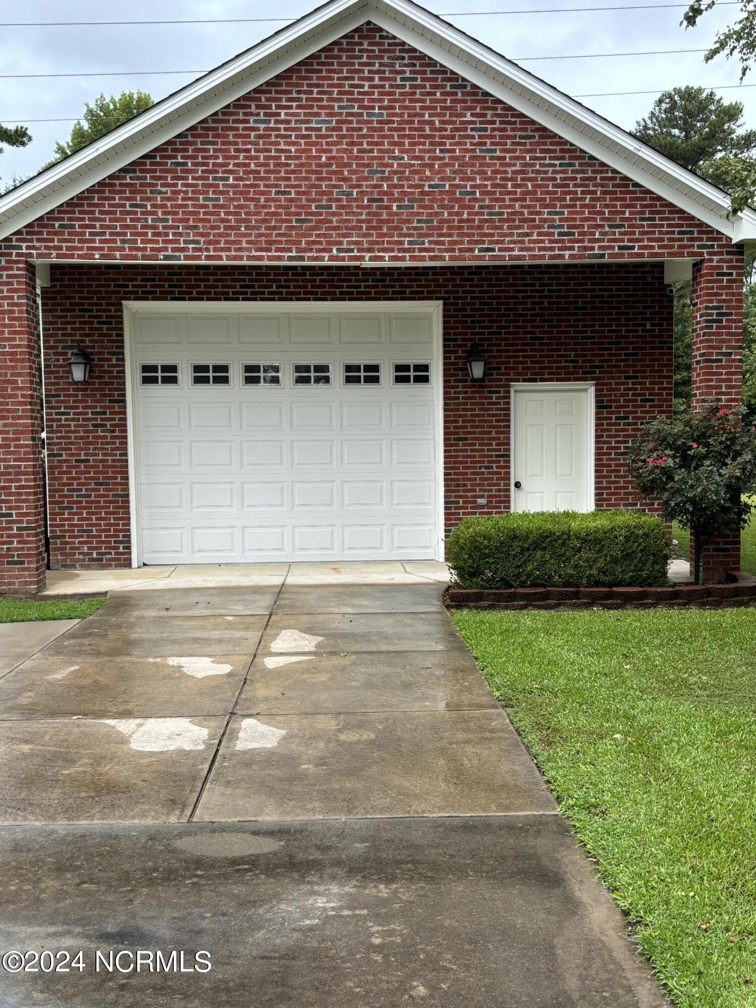 142 Timberlake Drive Property Photo 27