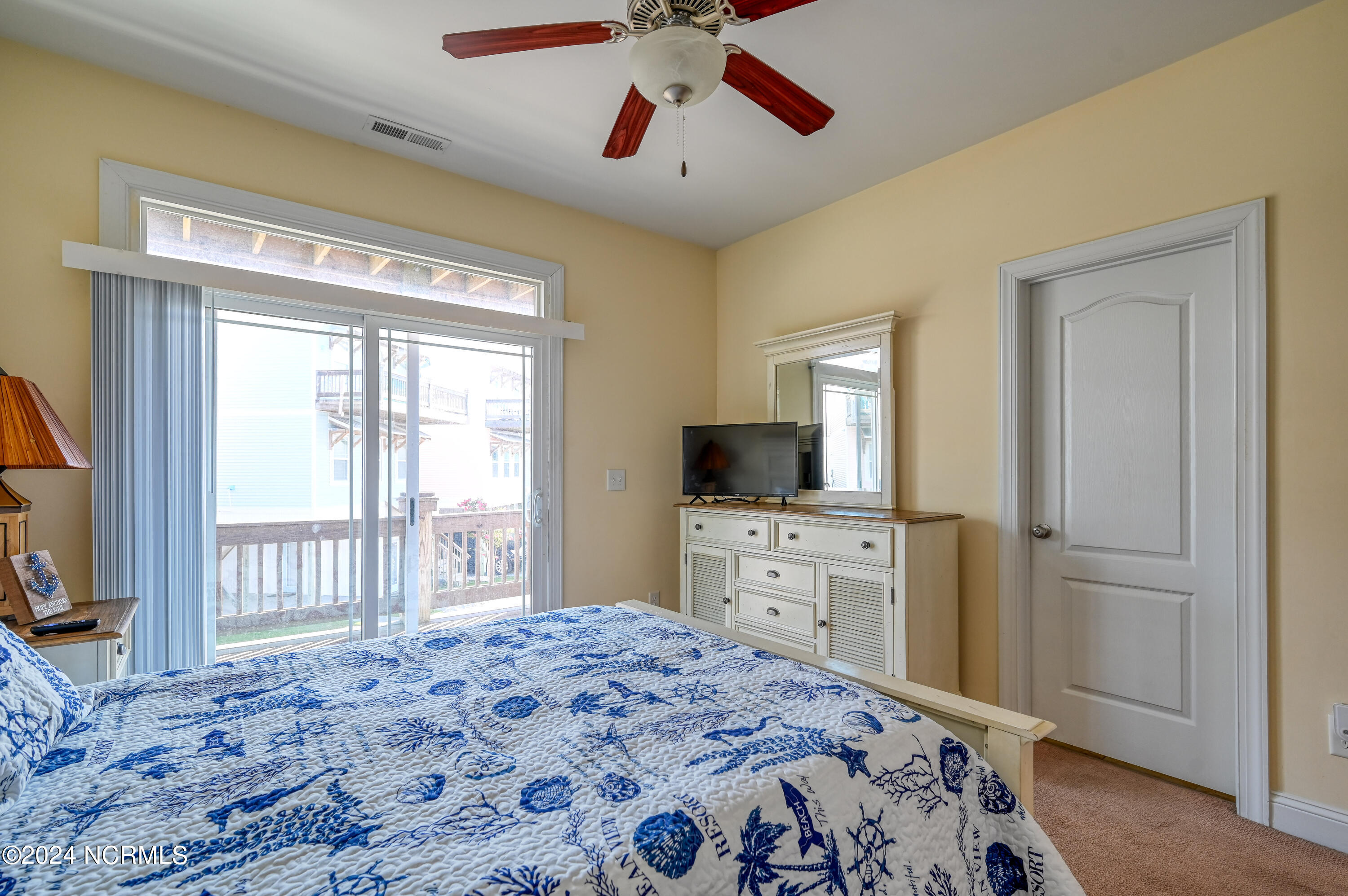 204 D Mandalay Court Property Photo 25