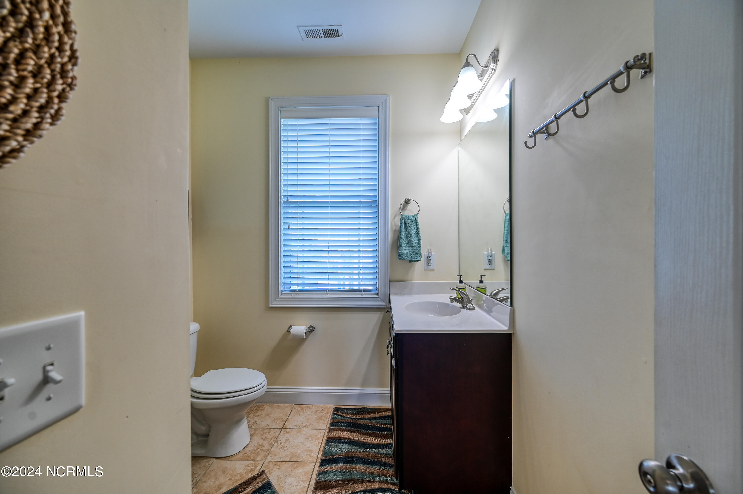204 D Mandalay Court Property Photo 27