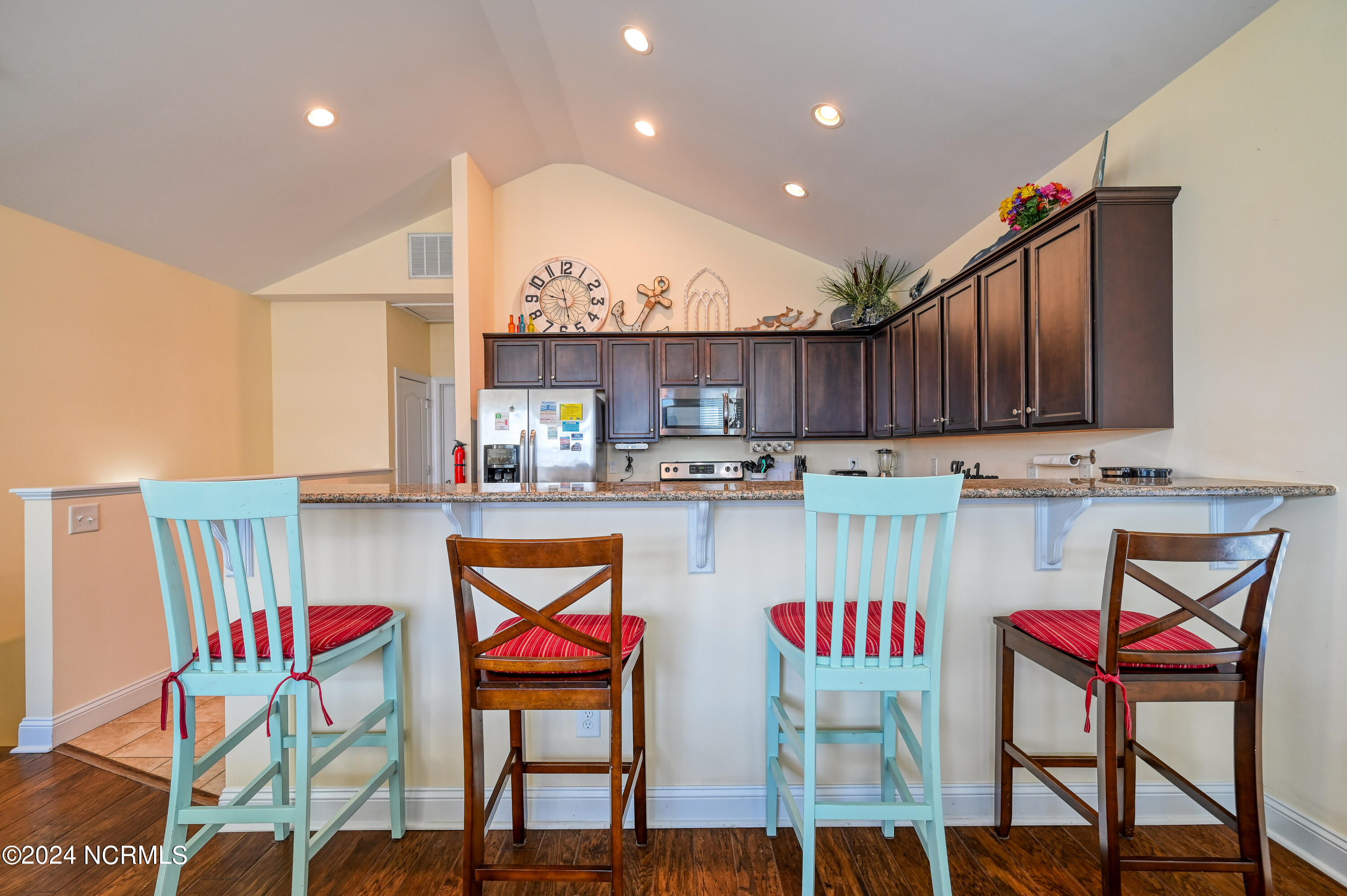 204 D Mandalay Court Property Photo 40