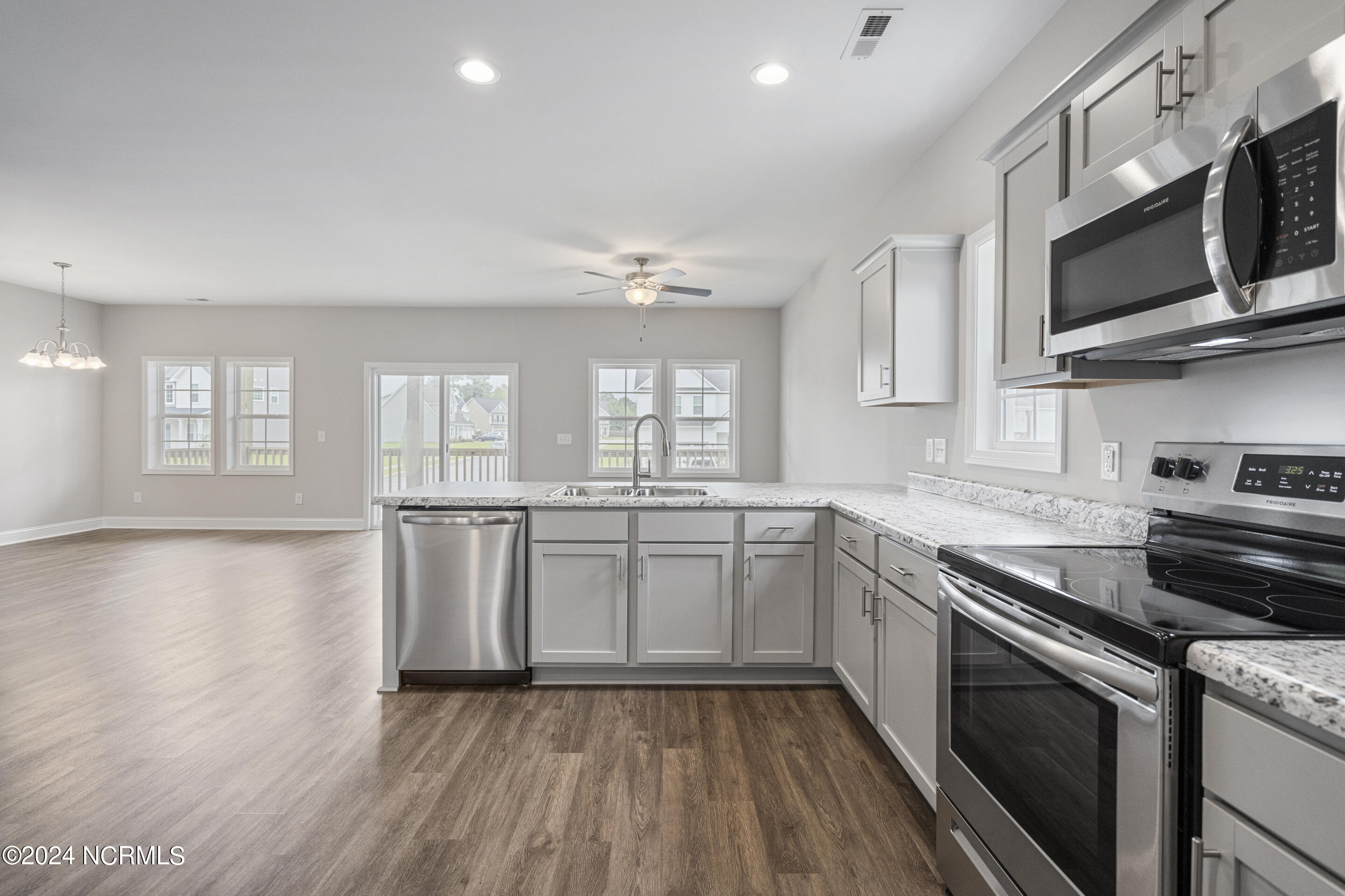 300 Broadleaf Drive Property Photo 19