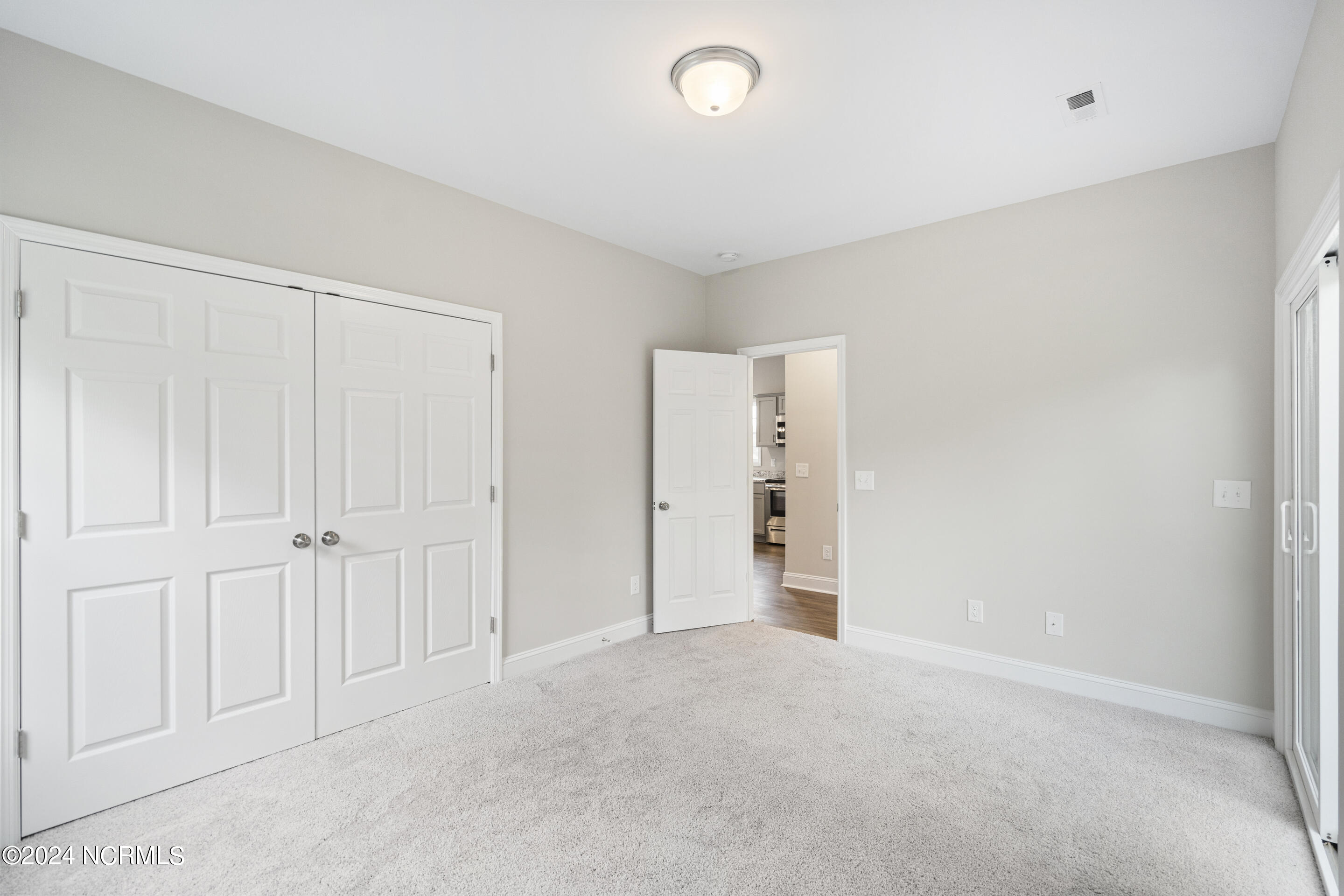 300 Broadleaf Drive Property Photo 24