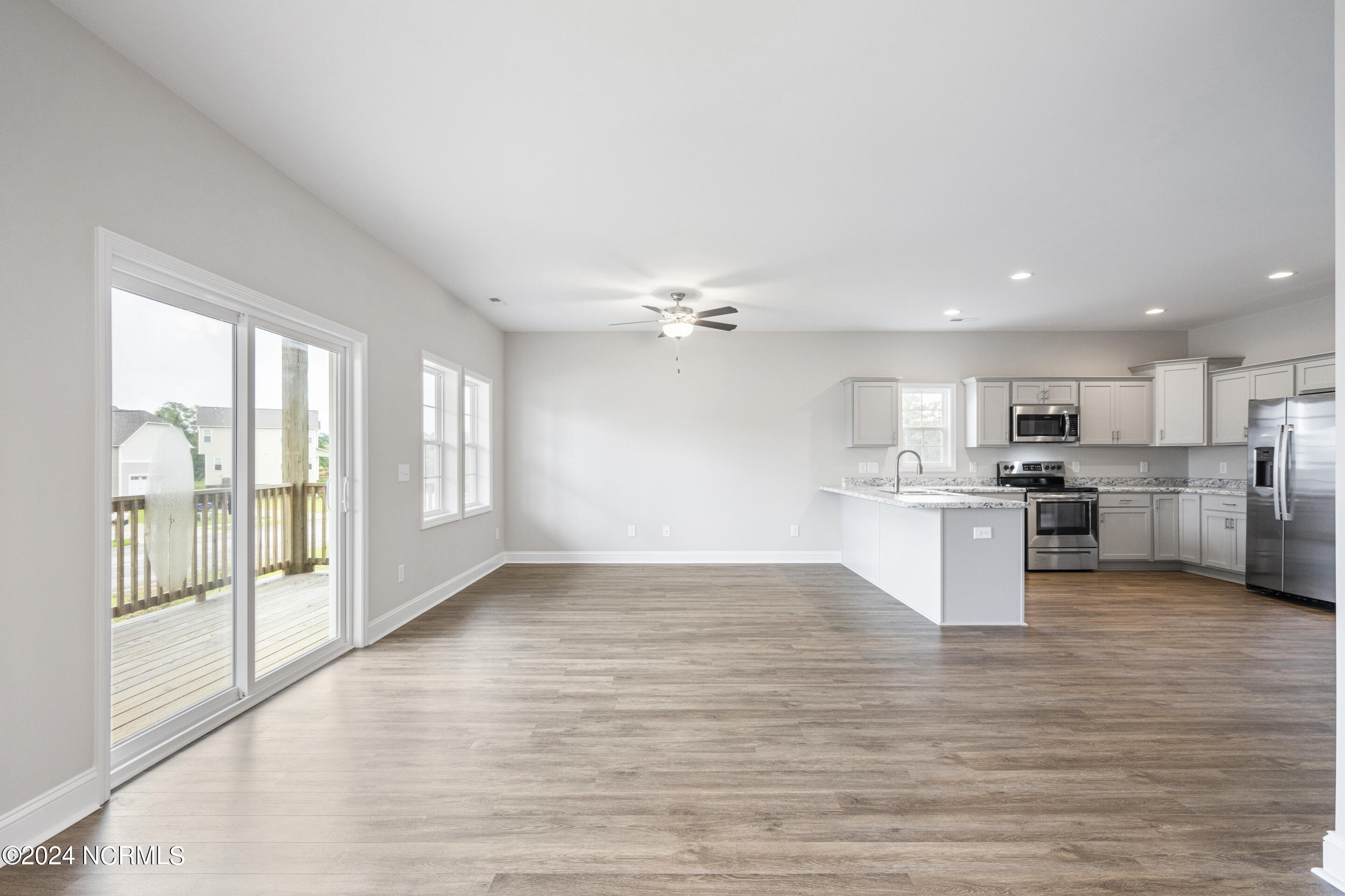 300 Broadleaf Drive Property Photo 28