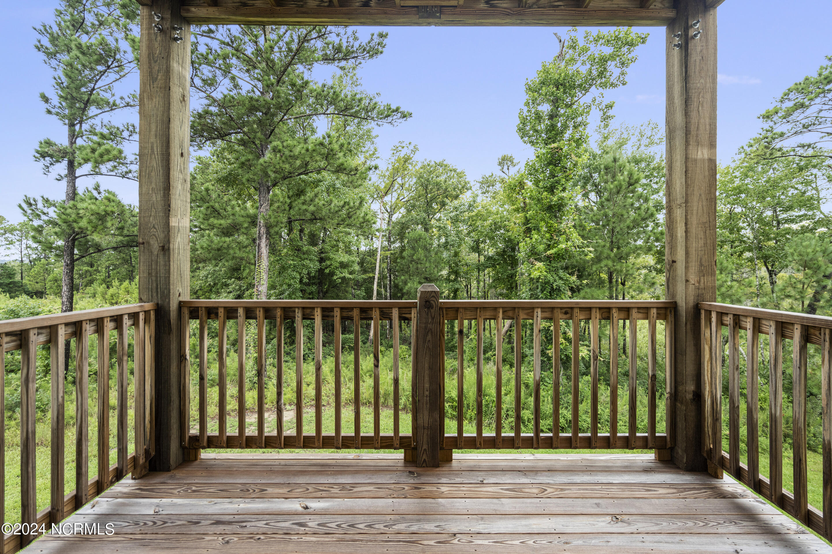 300 Broadleaf Drive Property Photo 32