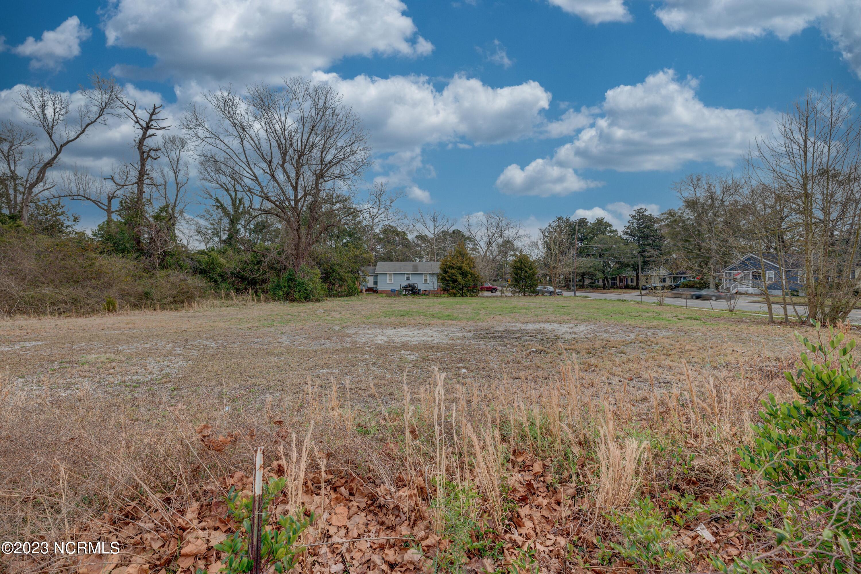 2501 Wrightsville Avenue Property Photo 12