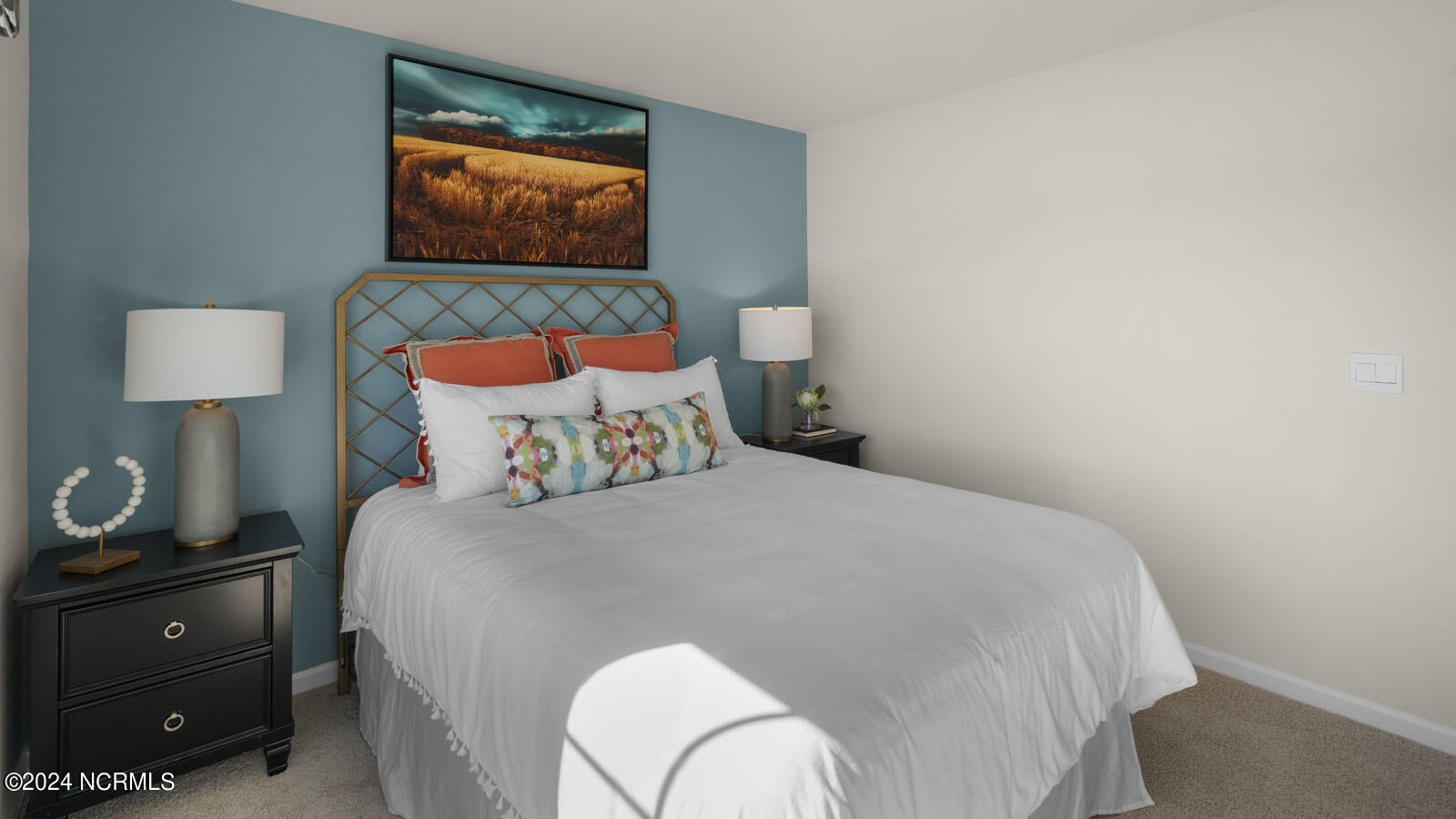 100 Pioneer Drive Property Photo 11