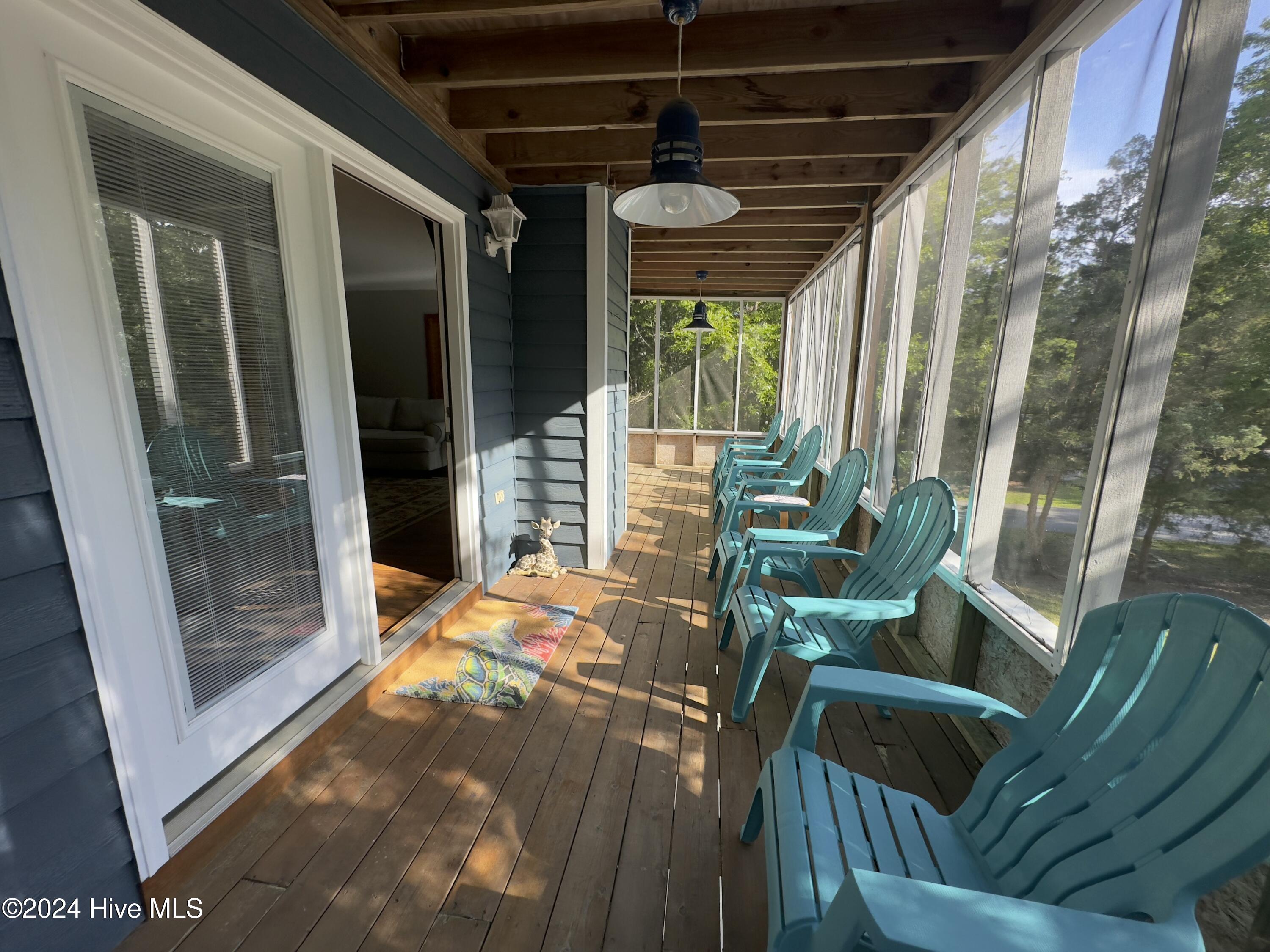 136 Pinewood Place Property Photo 3