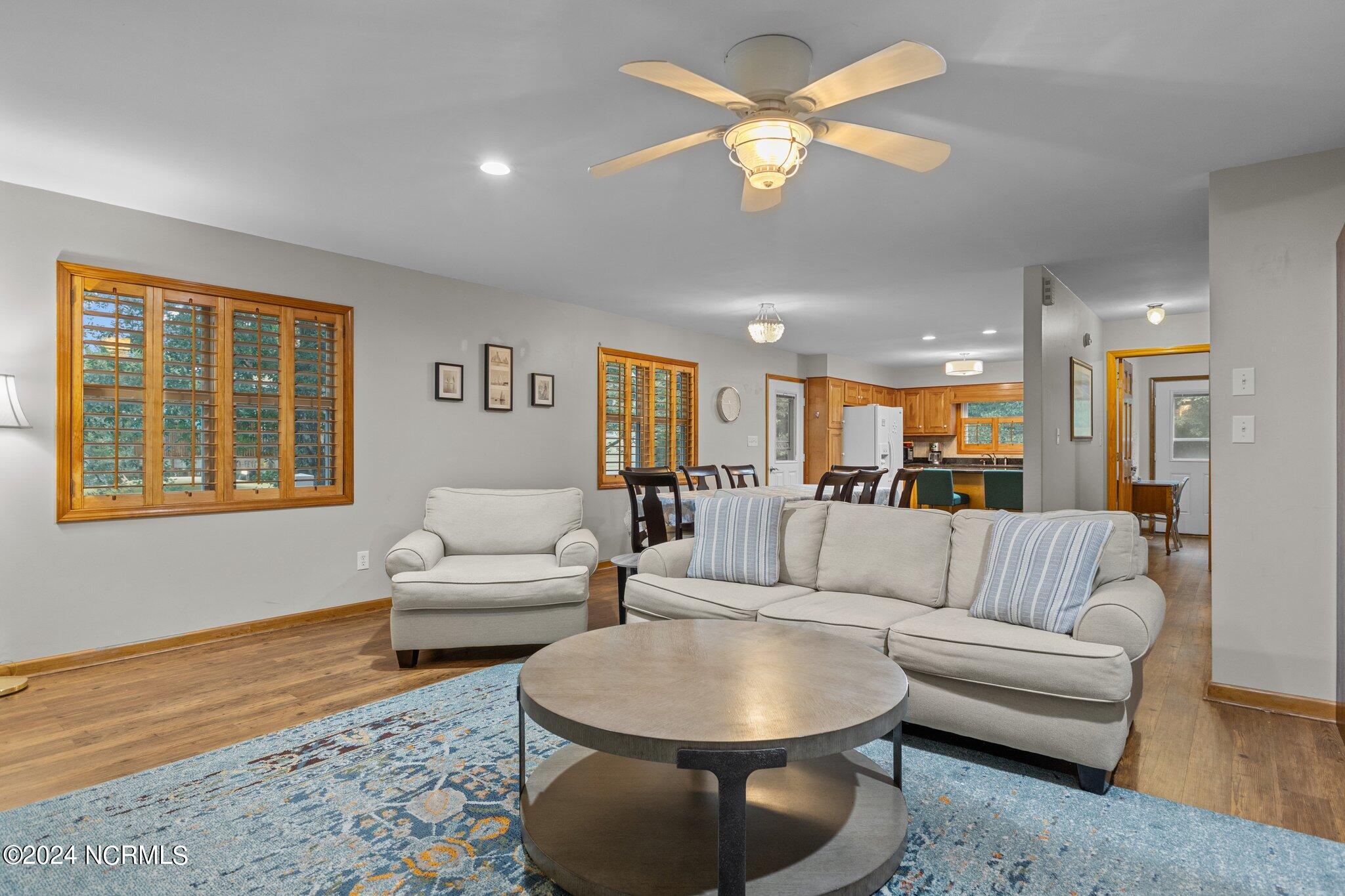 136 Pinewood Place Property Photo 6
