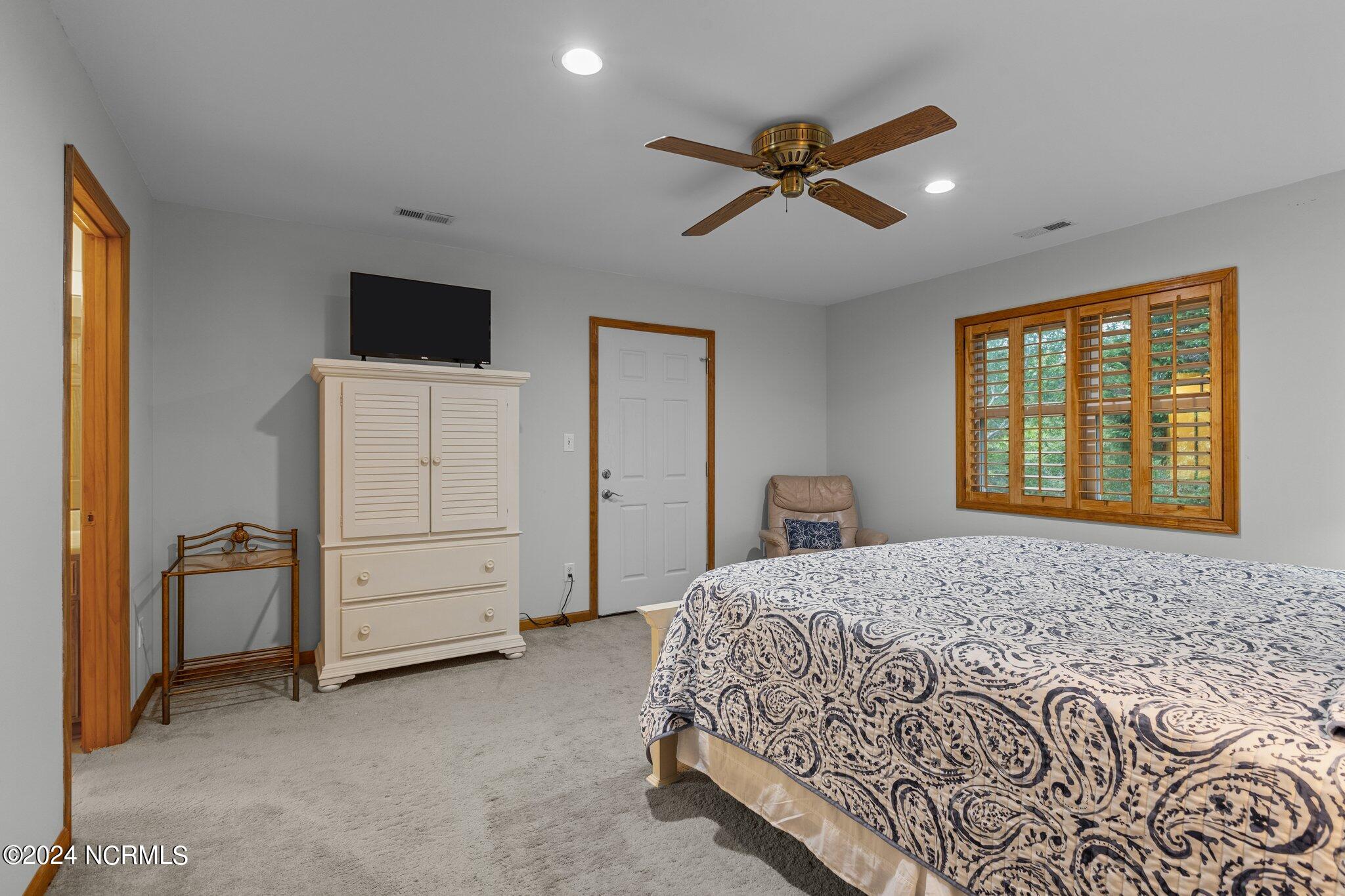 136 Pinewood Place Property Photo 18