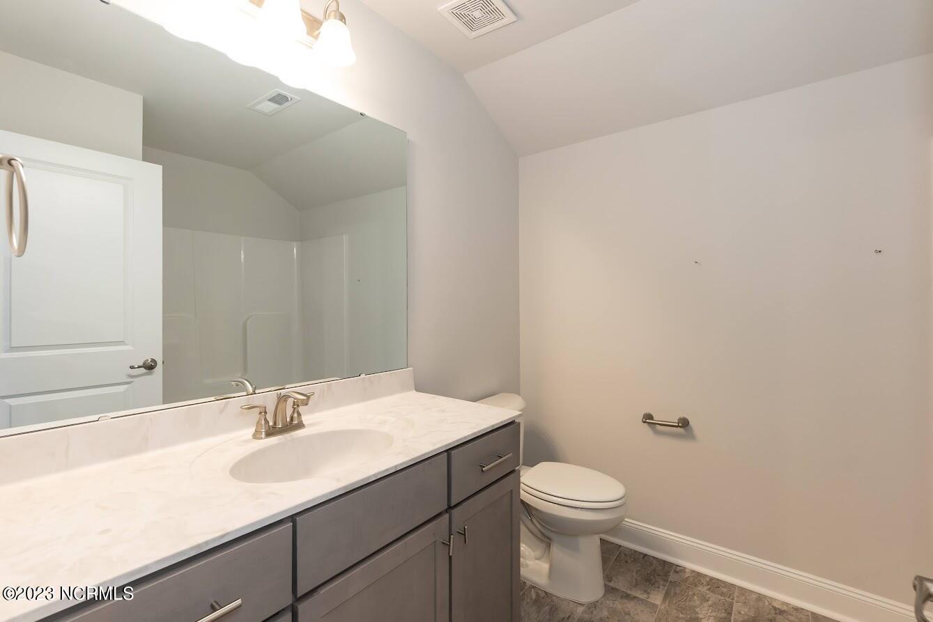 404 Spring Forest Drive Property Photo 30