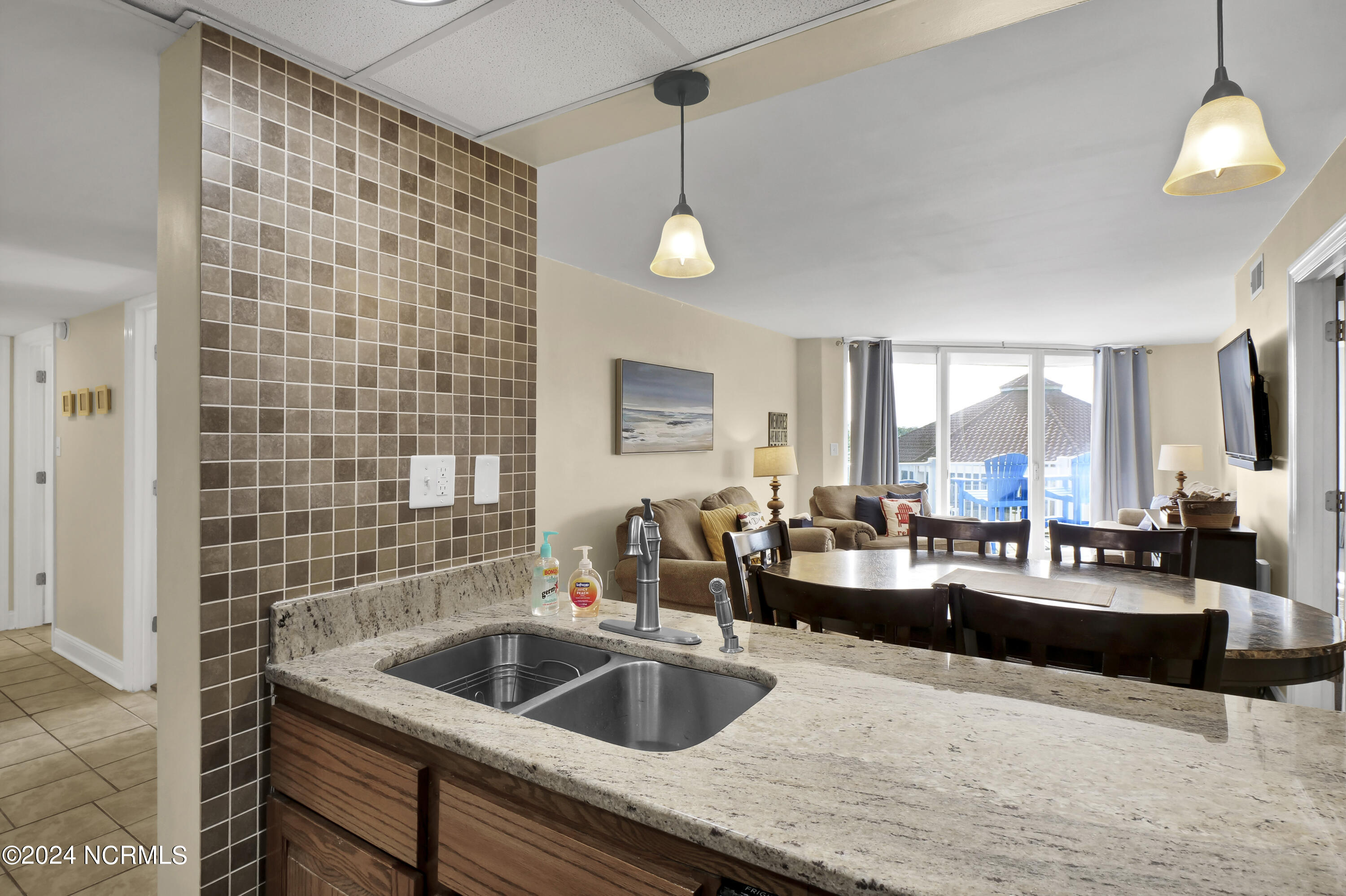 2000 New River Inlet Road Unit 2106 Property Photo 9