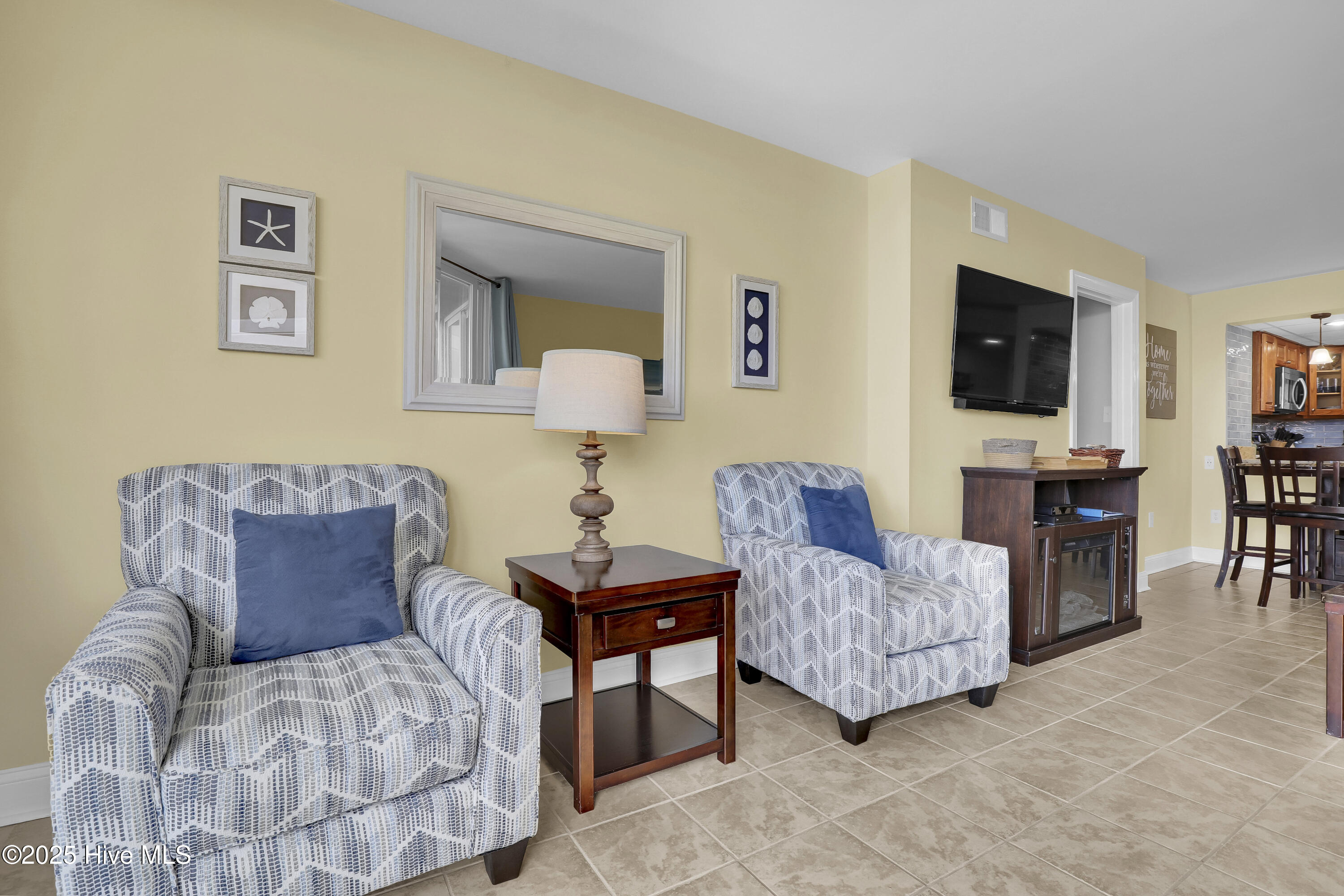 2000 New River Inlet Road Unit 2106 Property Photo 13