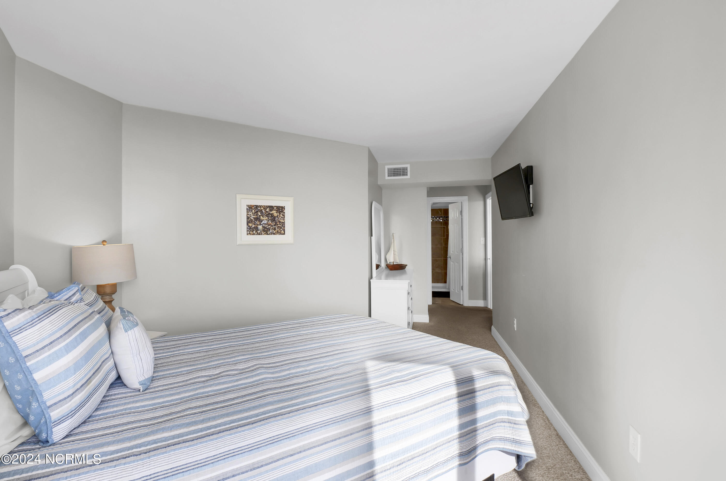 2000 New River Inlet Road Unit 2106 Property Photo 15