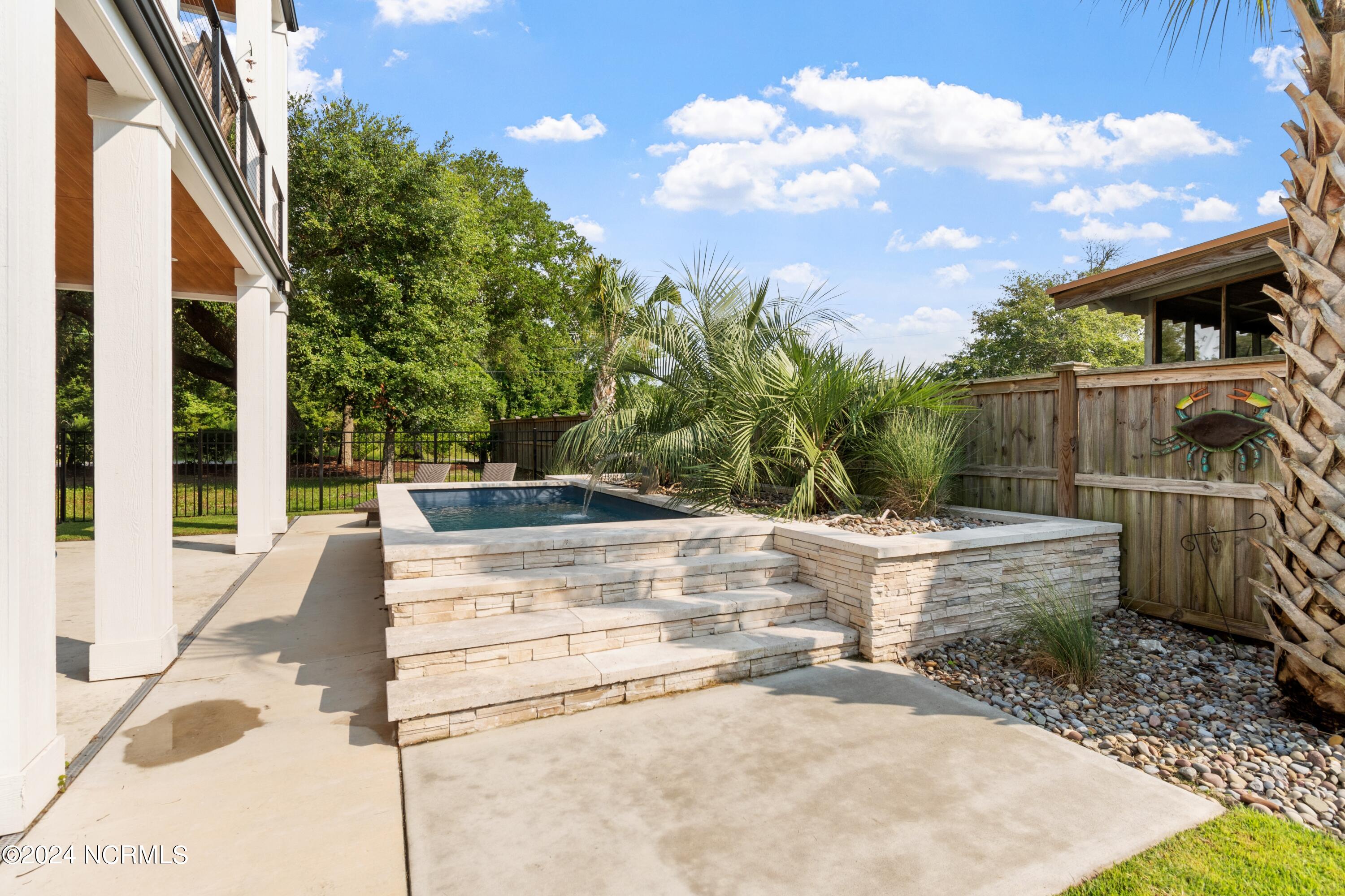 104 Diamond Point Court Property Photo 48