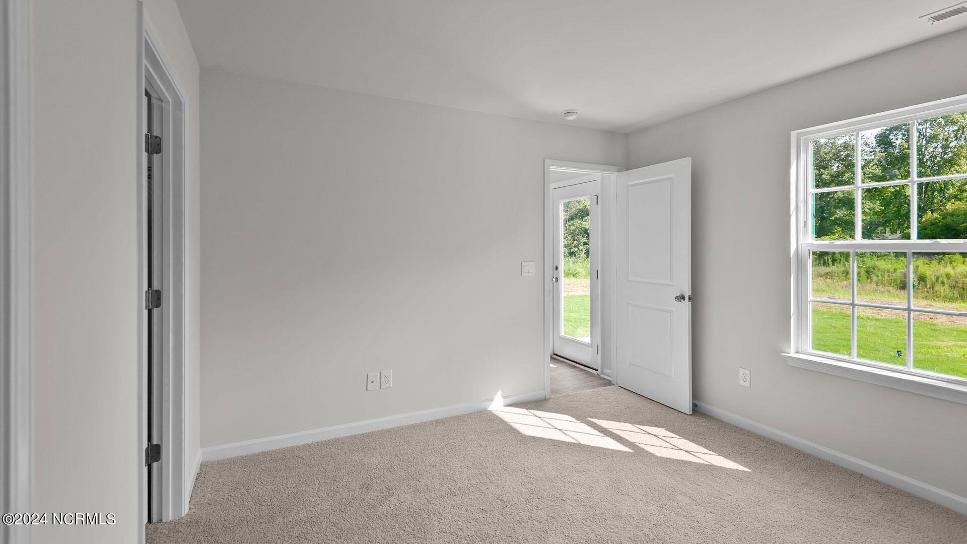1430 N Wilshire Court Property Photo 12