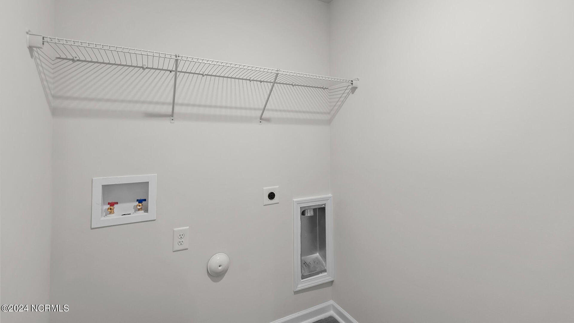 1430 N Wilshire Court Property Photo 14