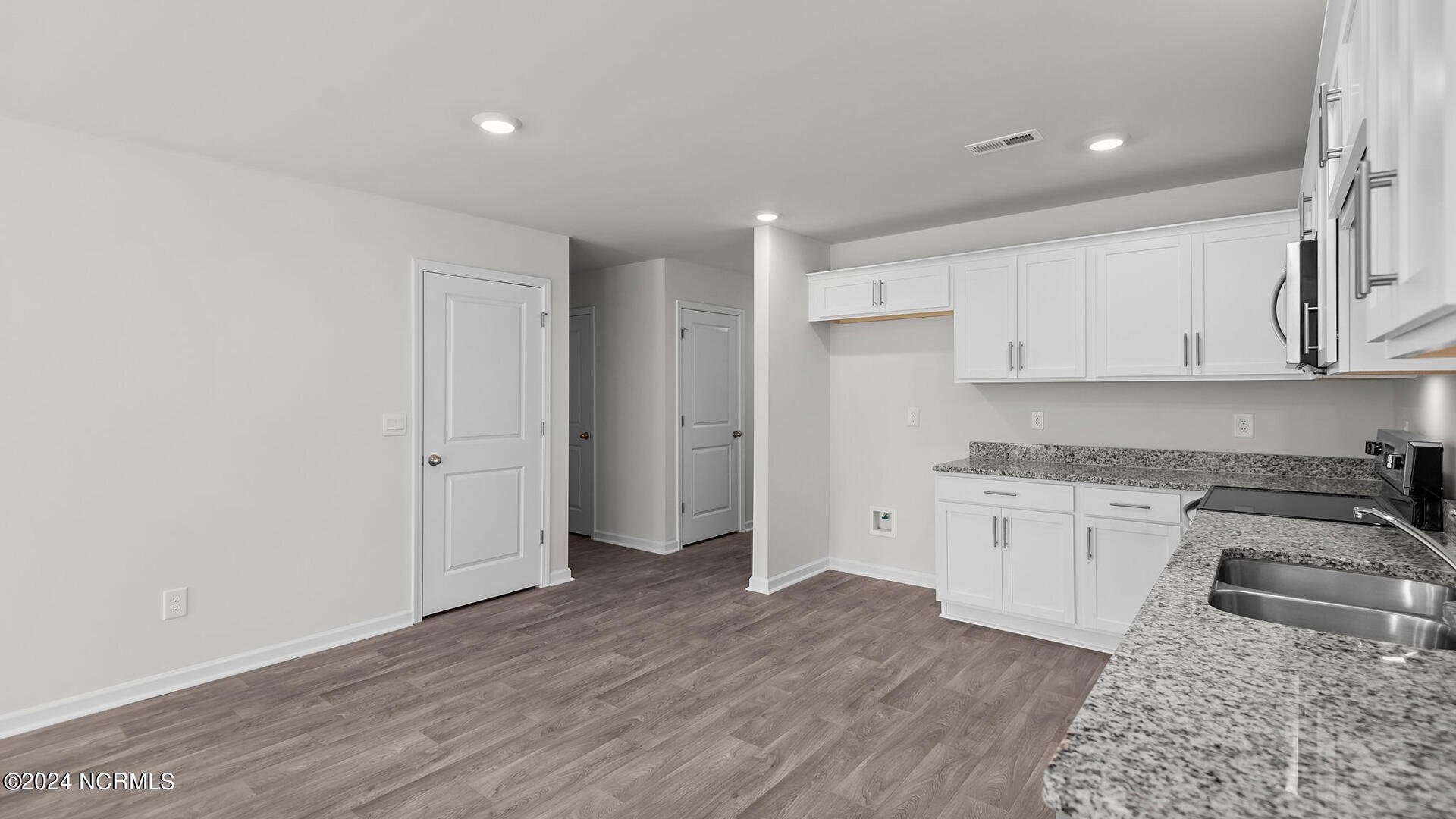 1430 N Wilshire Court Property Photo 28