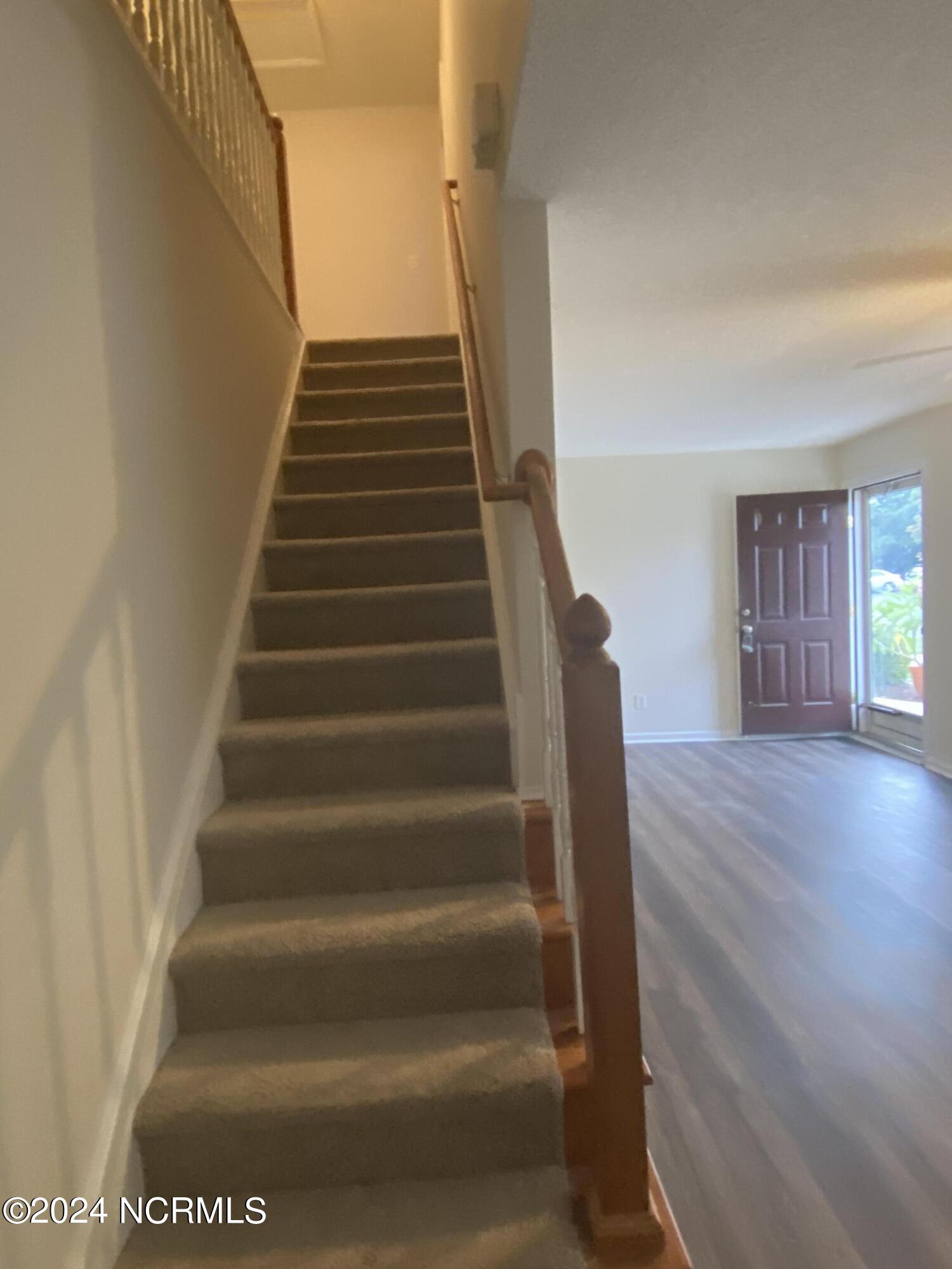 2140 Flagstone Court J4 Property Photo 8