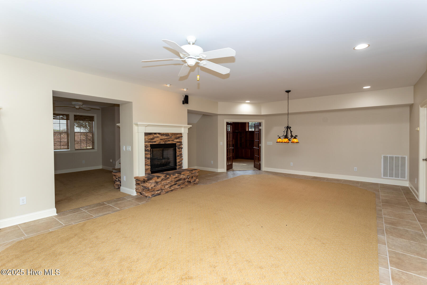127 Andrews Drive Property Photo 35