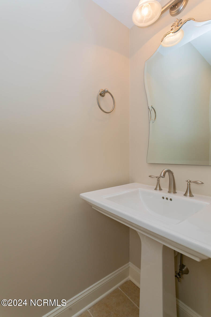 127 Andrews Drive Property Photo 38