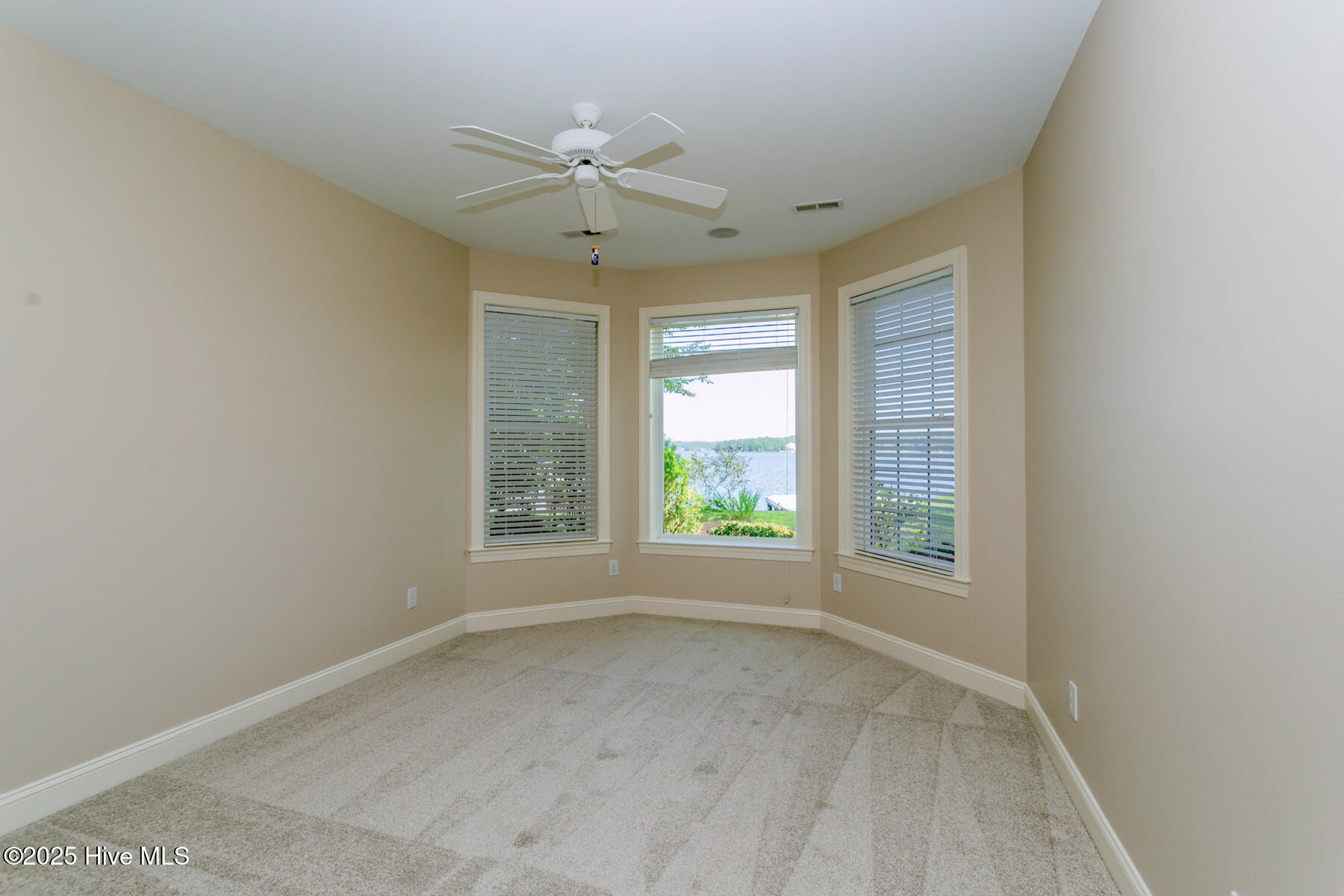 127 Andrews Drive Property Photo 48