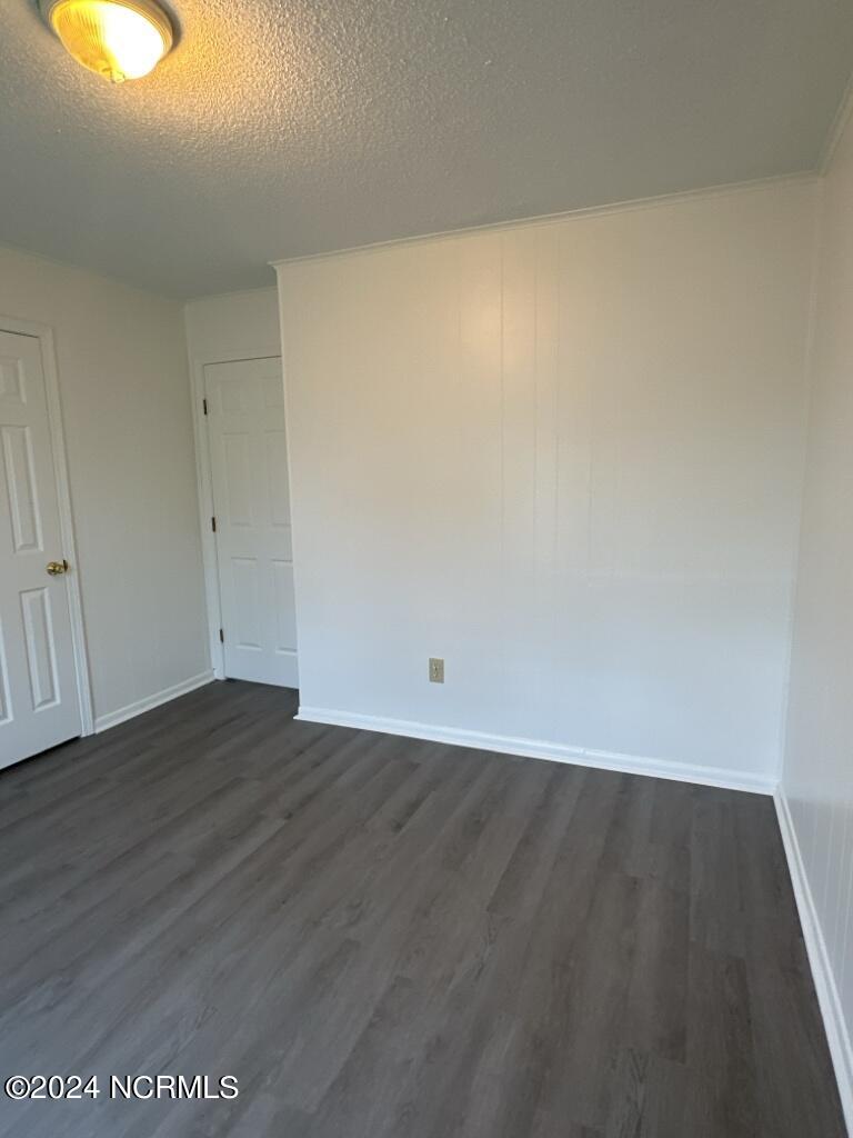 208 Zack Circle B Property Photo 13